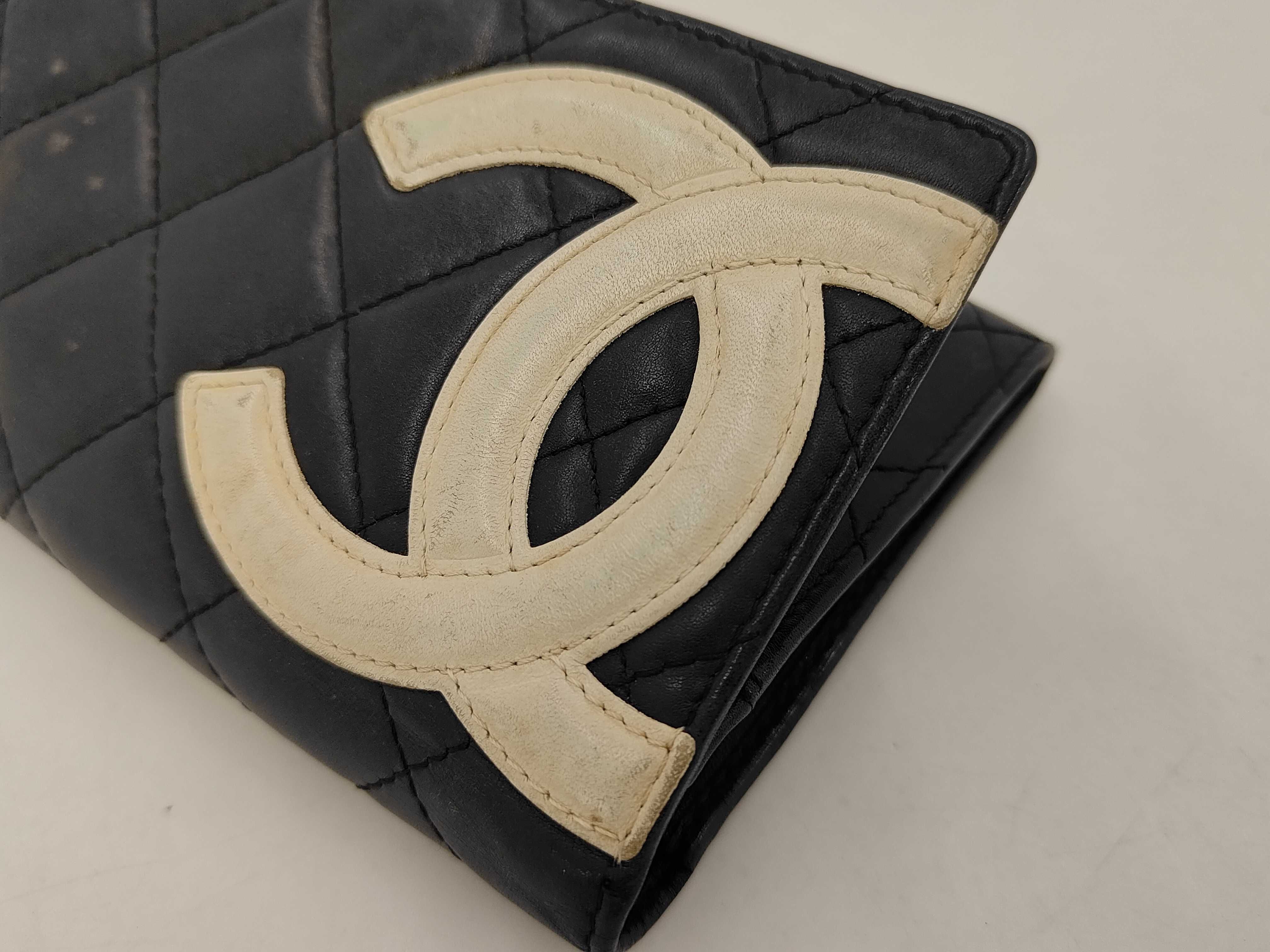 Cambon Line Compact Wallet (Black) — view 10