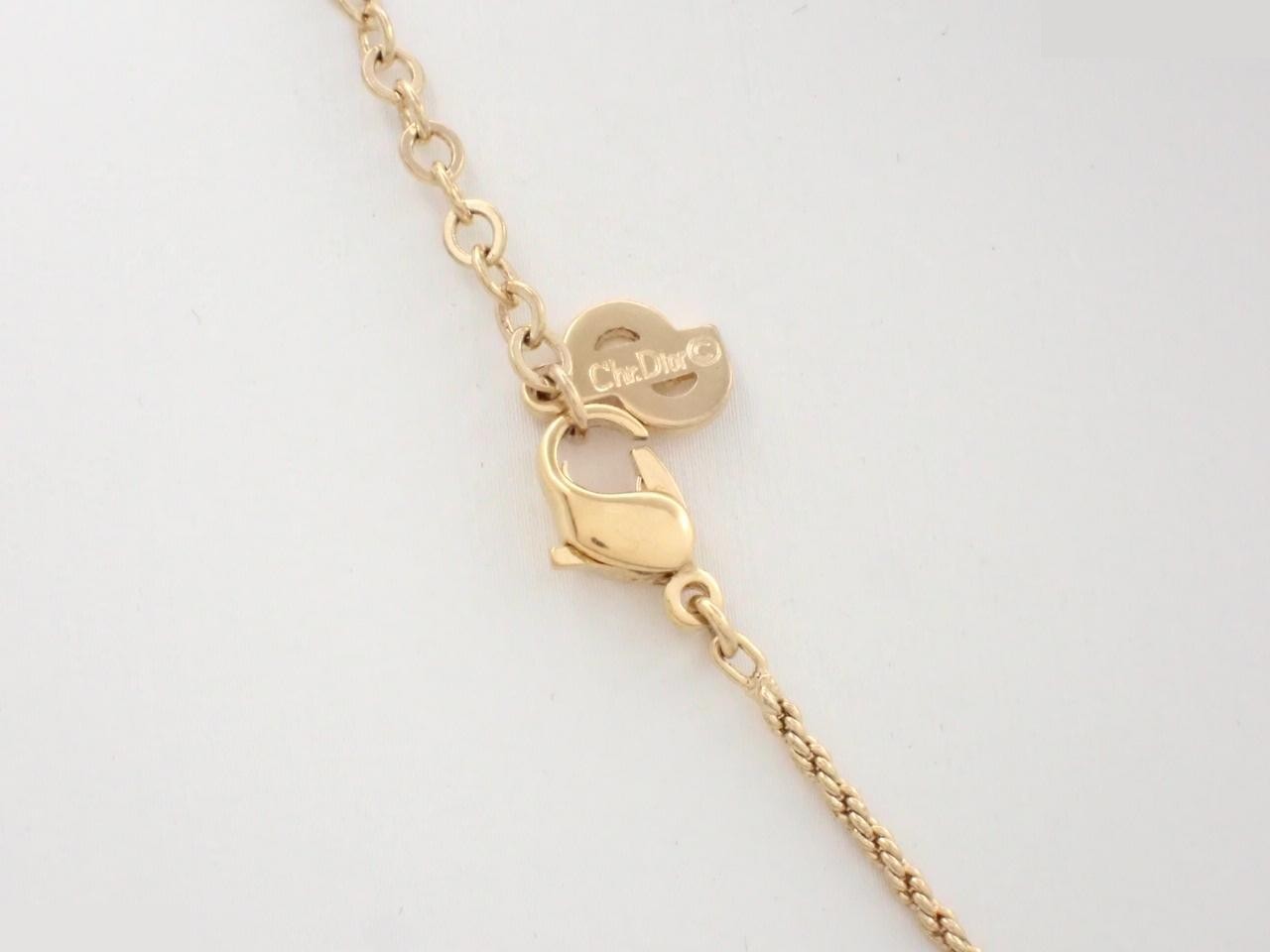 Other line: Precious metals, necklaces, pendants, neck circumference approximately 49 cm. — view 2
