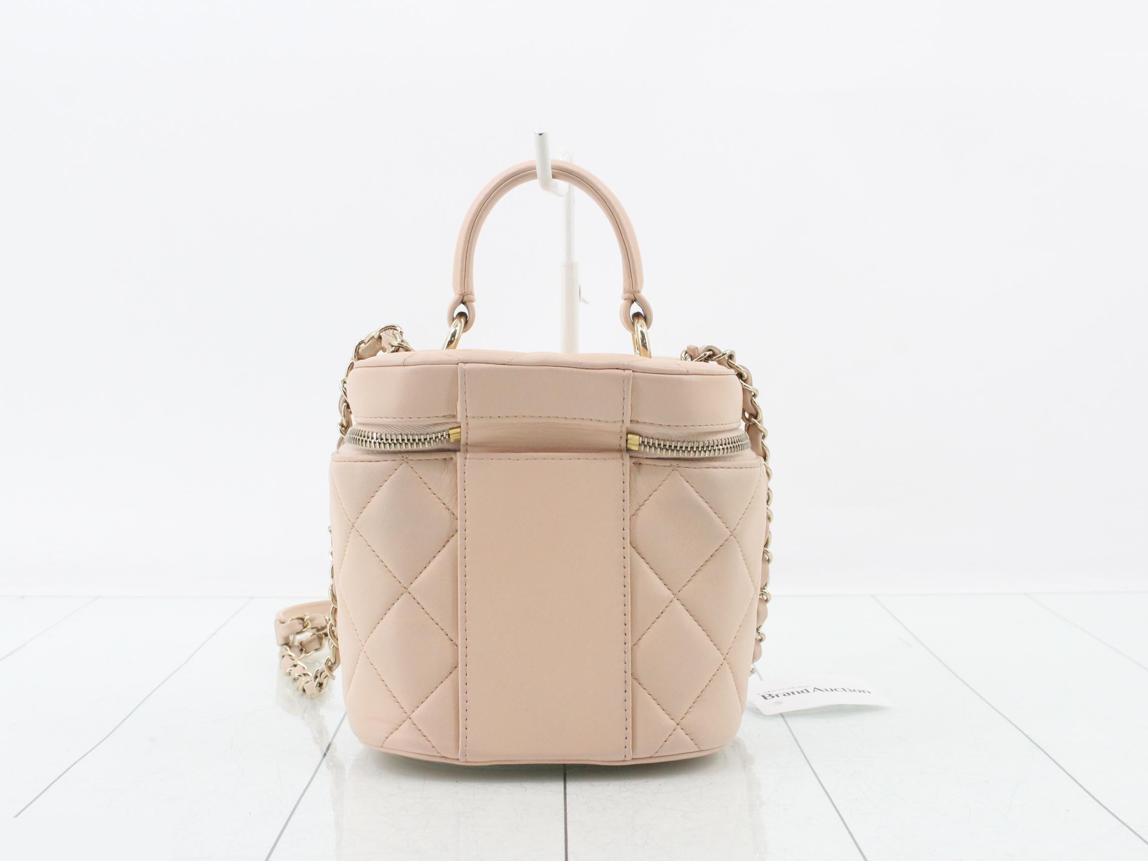 Trendy CC Leather 2-Way Vanity — view 2