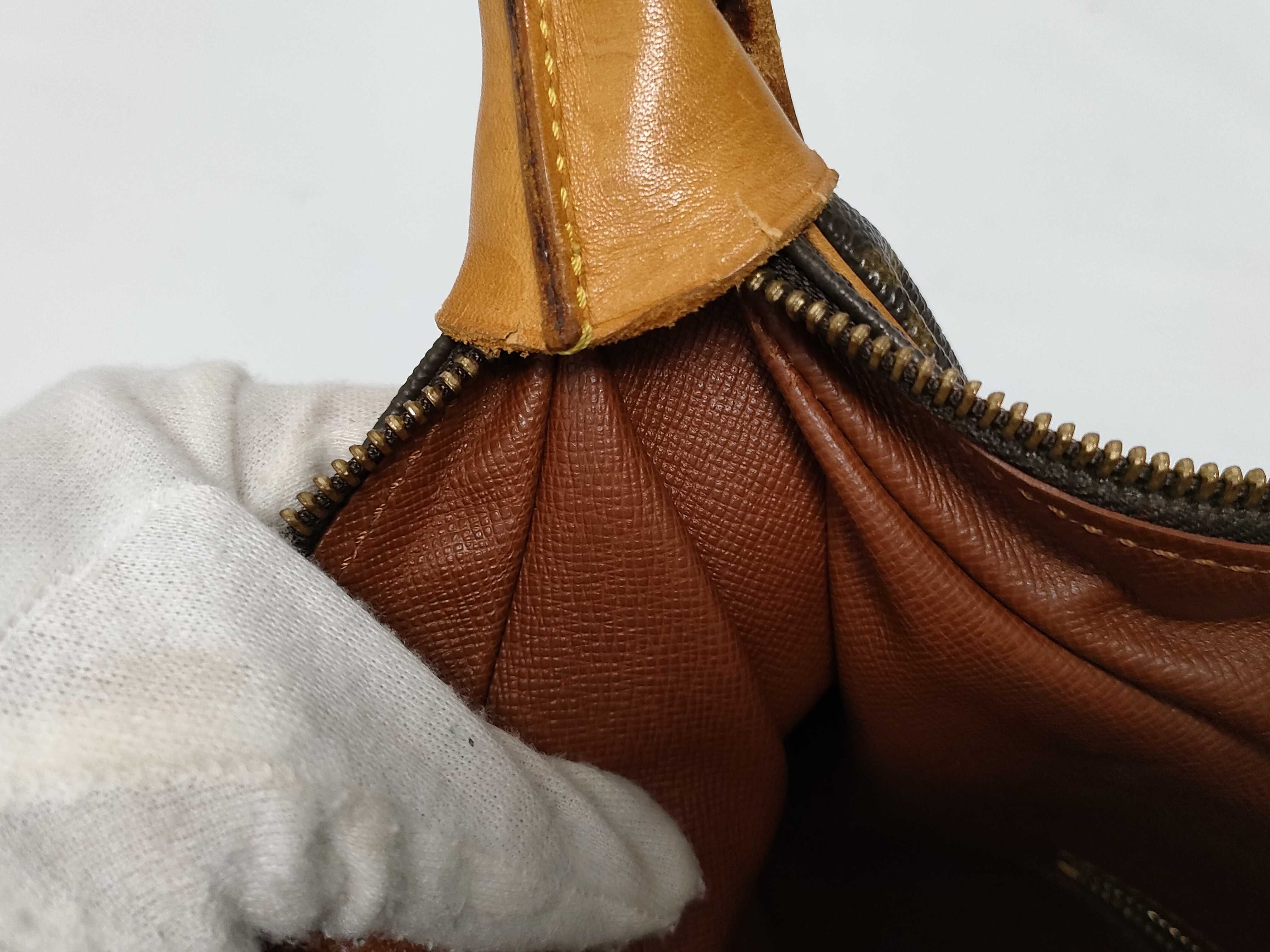 Monogram Vuitton Boulogne M51265 Shoulder Bag — view 13