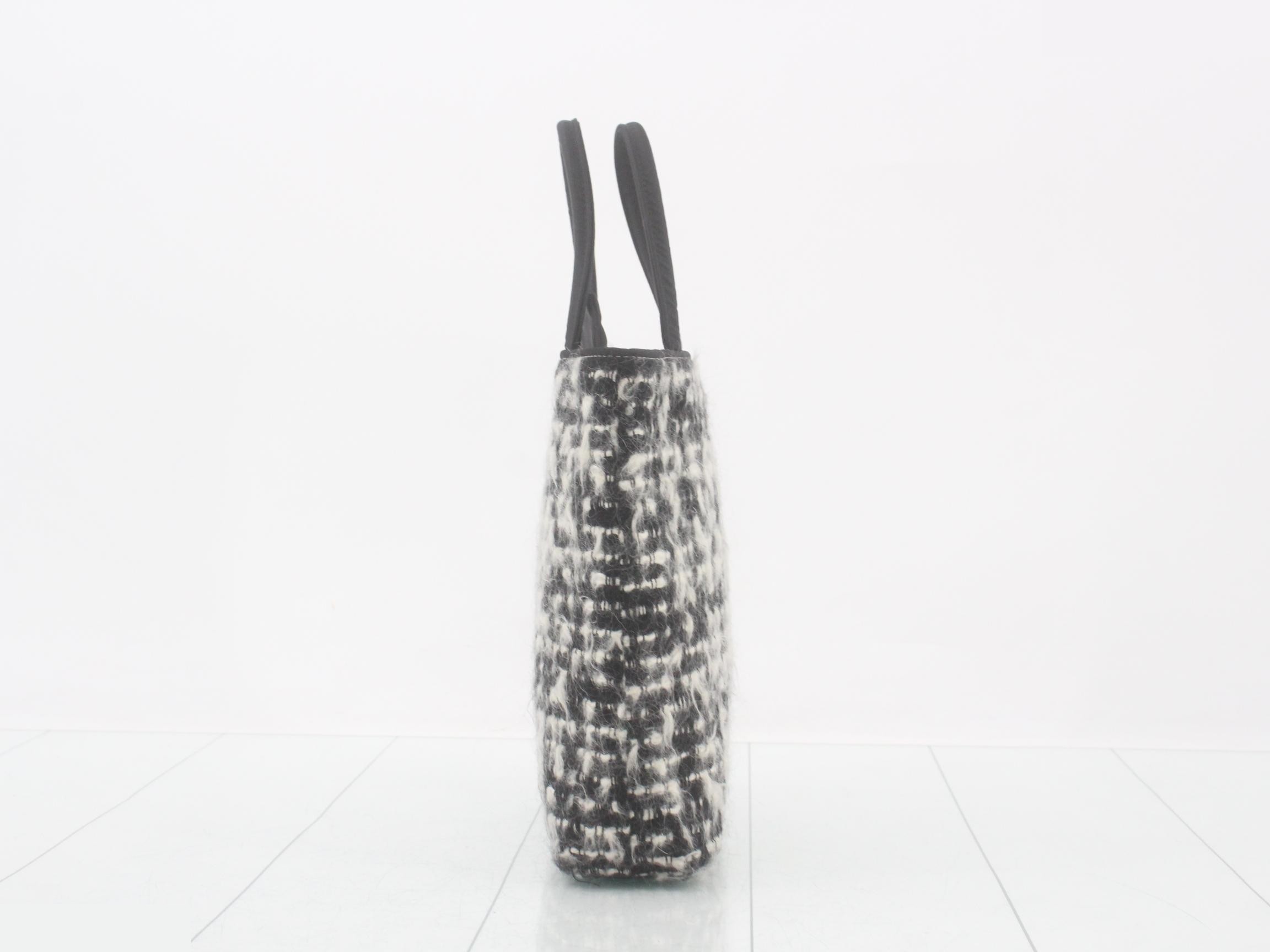 Fur bags, tote bags, pouches — view 4