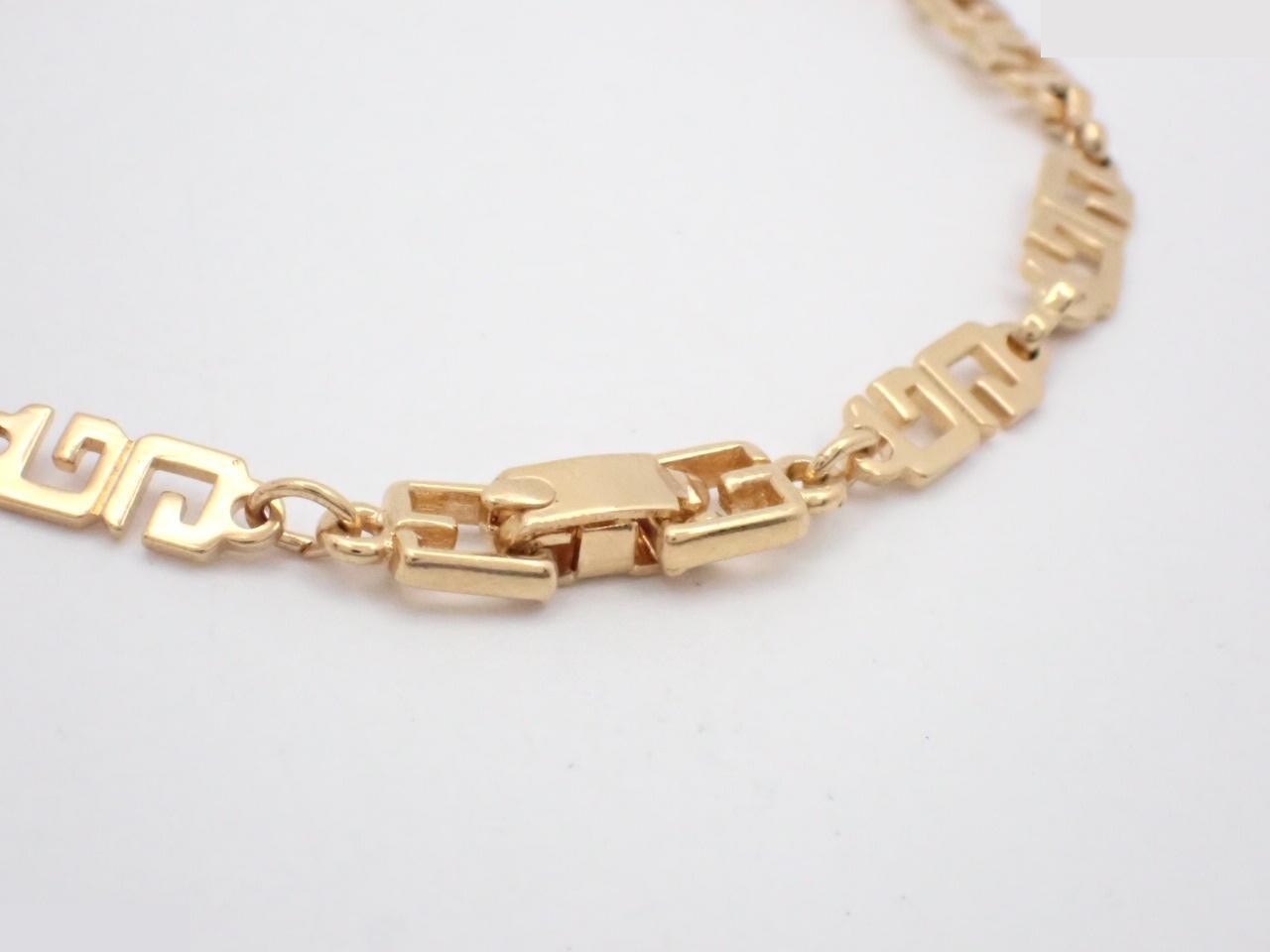 Other items in the line: Precious metal bracelets and bangles (metal), wrist circumference approximately 18.5 cm. — view 3