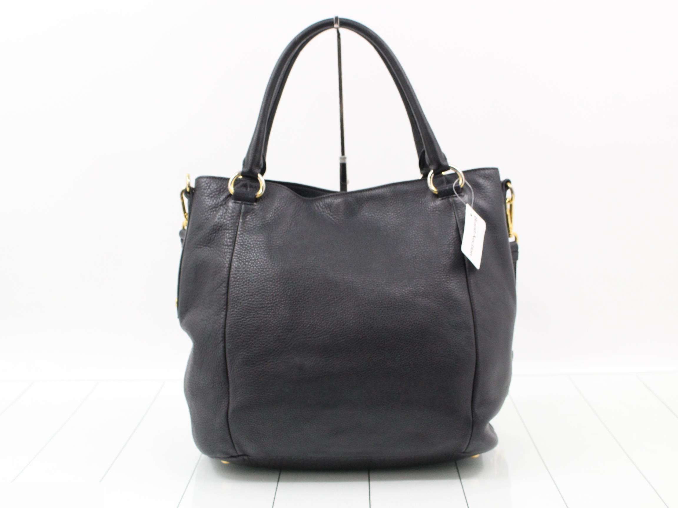 Other lines: Shoulder bags and tote bags — view 2