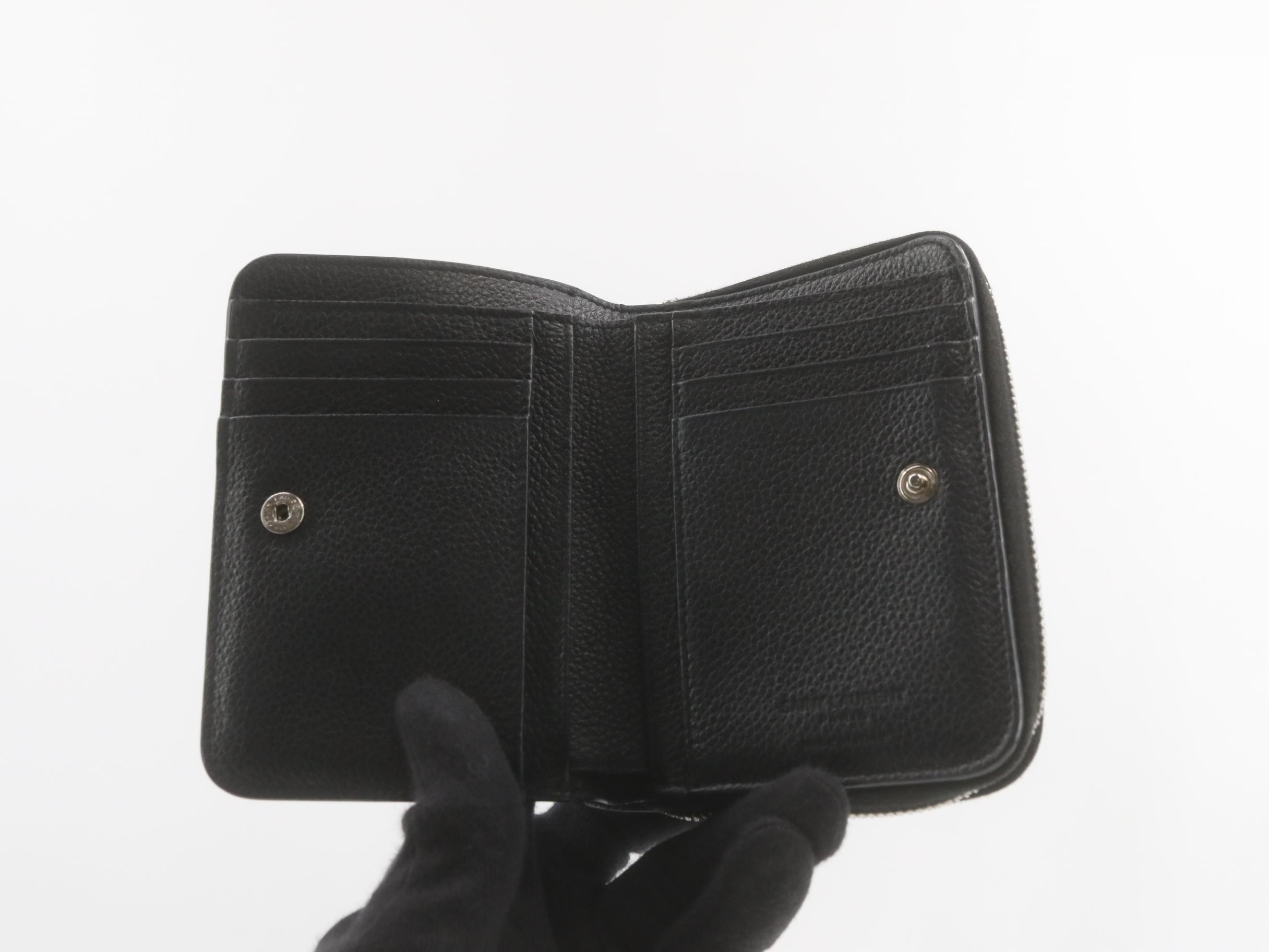 Wallet with three zippers — view 4