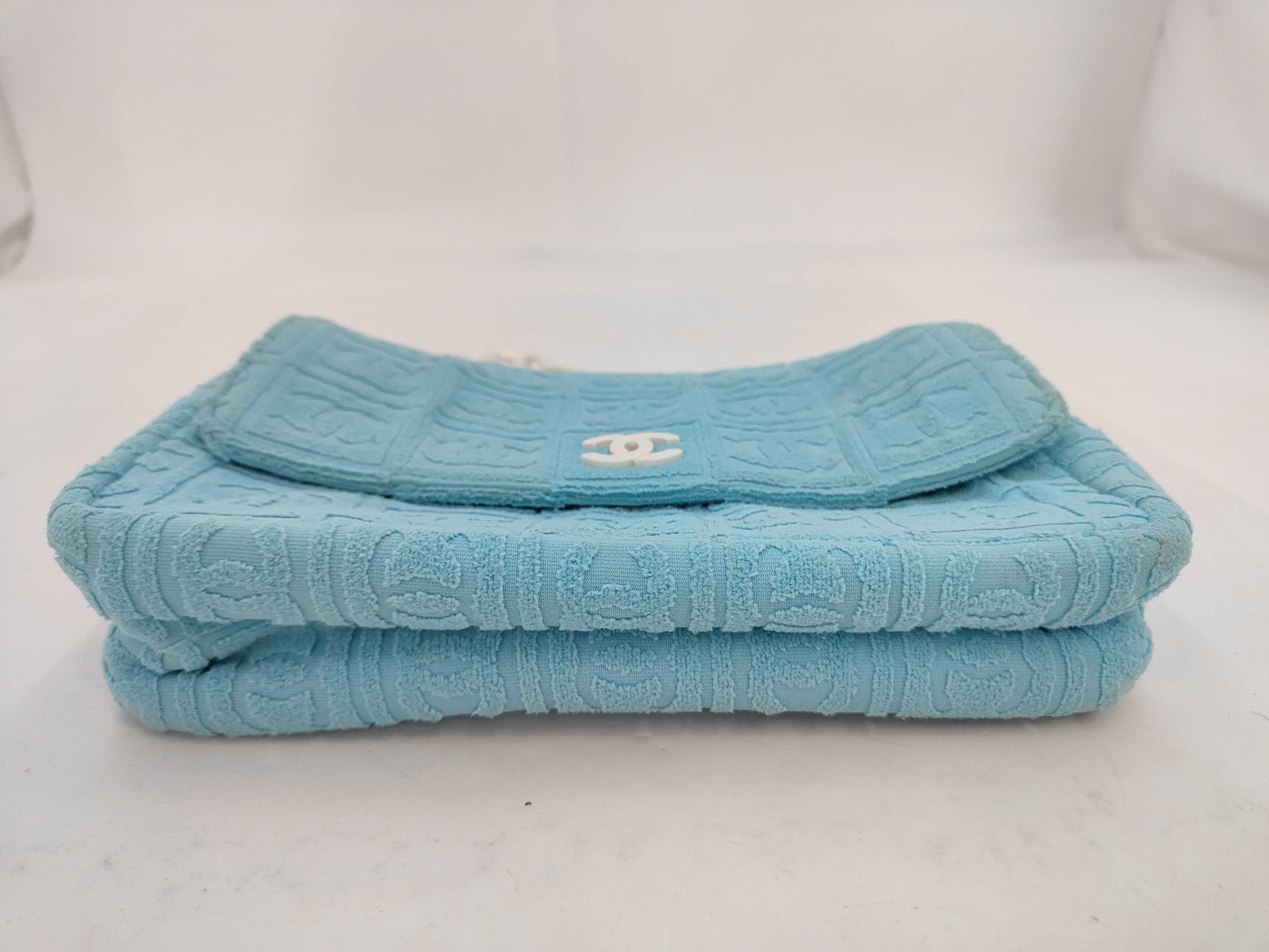 Plastic Chain Terry Cloth Light Blue Shoulder Bag — view 3