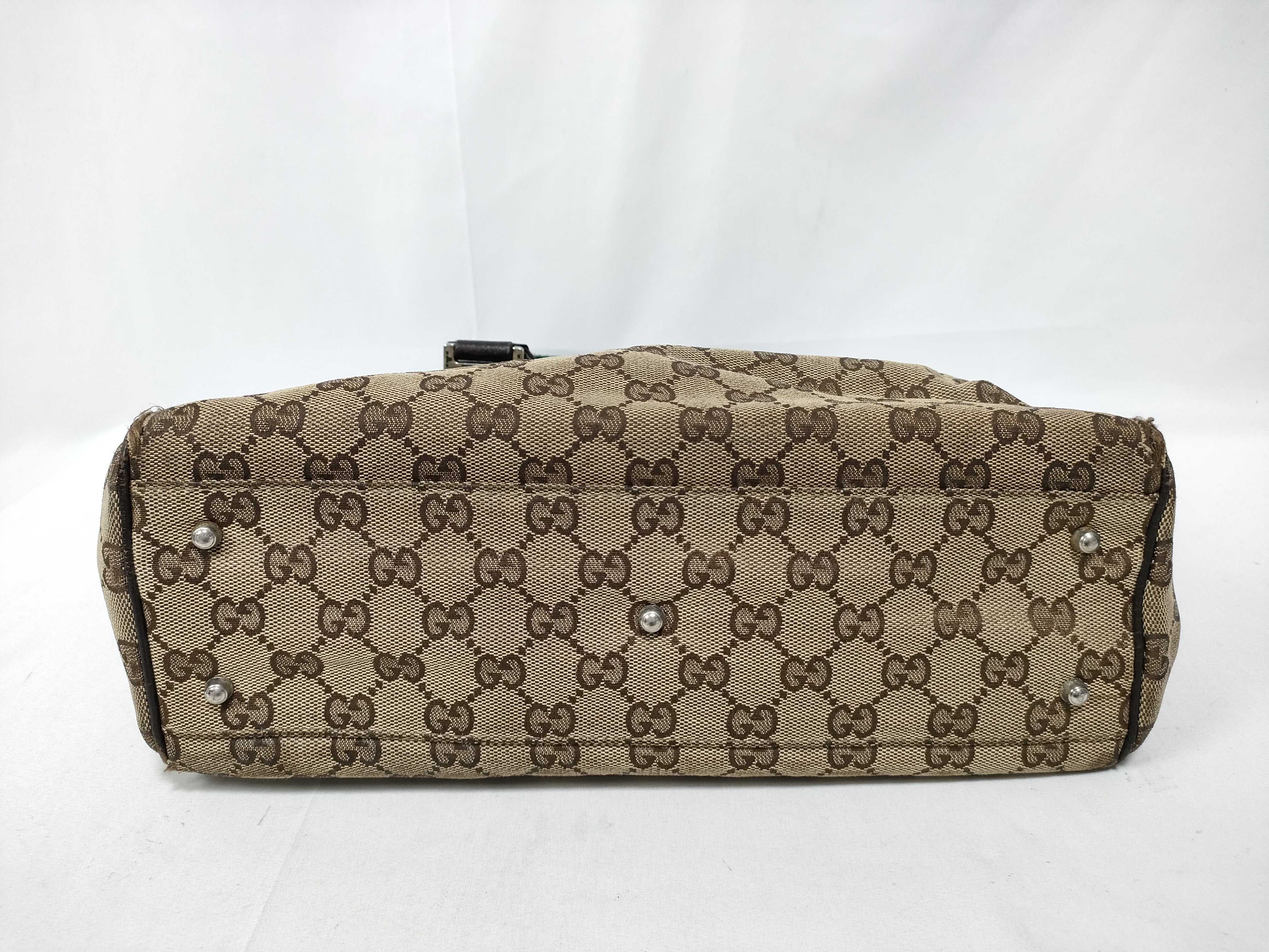 Shoulder Bag with GG Handle and Sherry Line Design — view 3