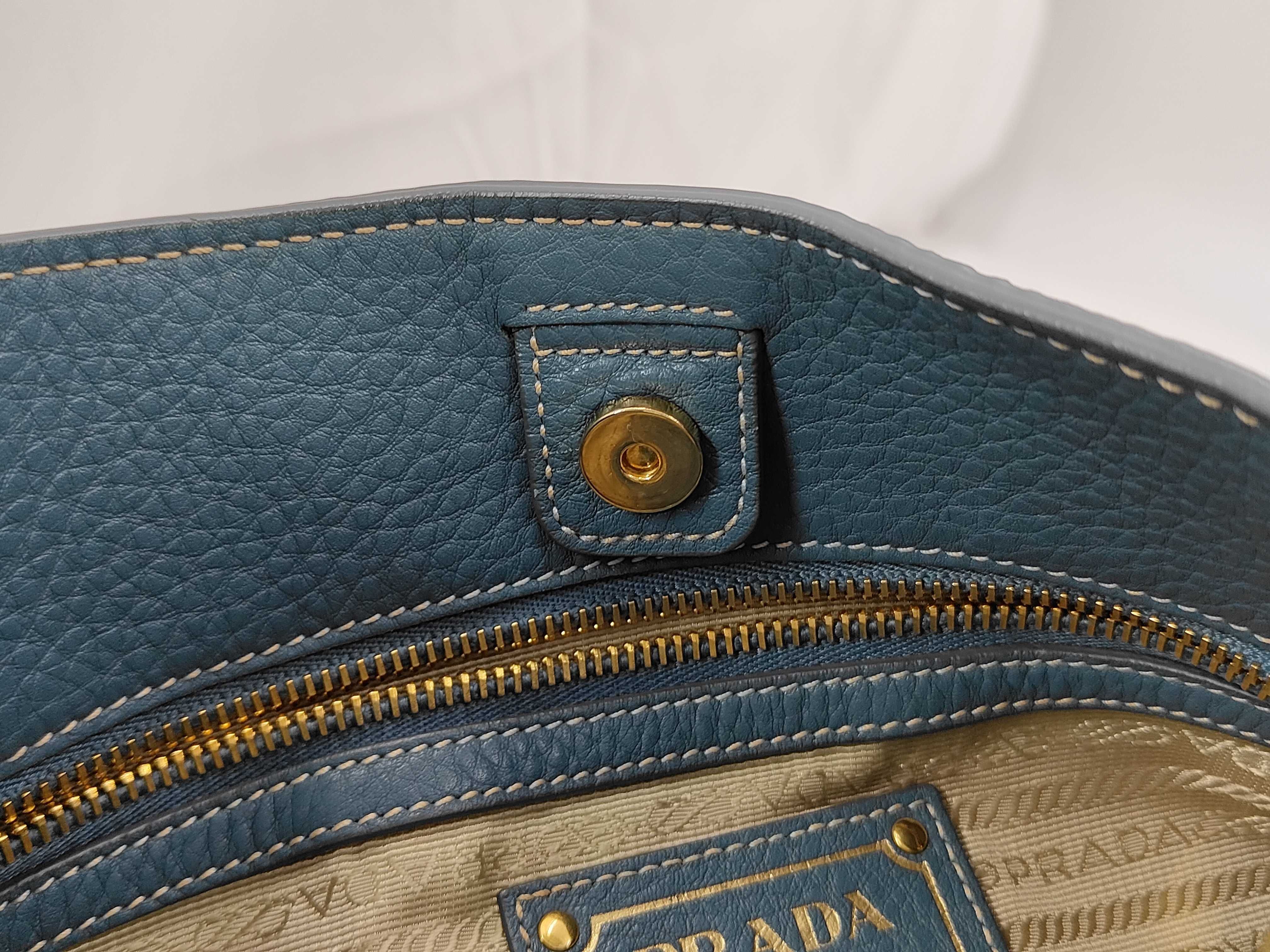Vitello Daino Hobo Bag (Handbag) — view 11