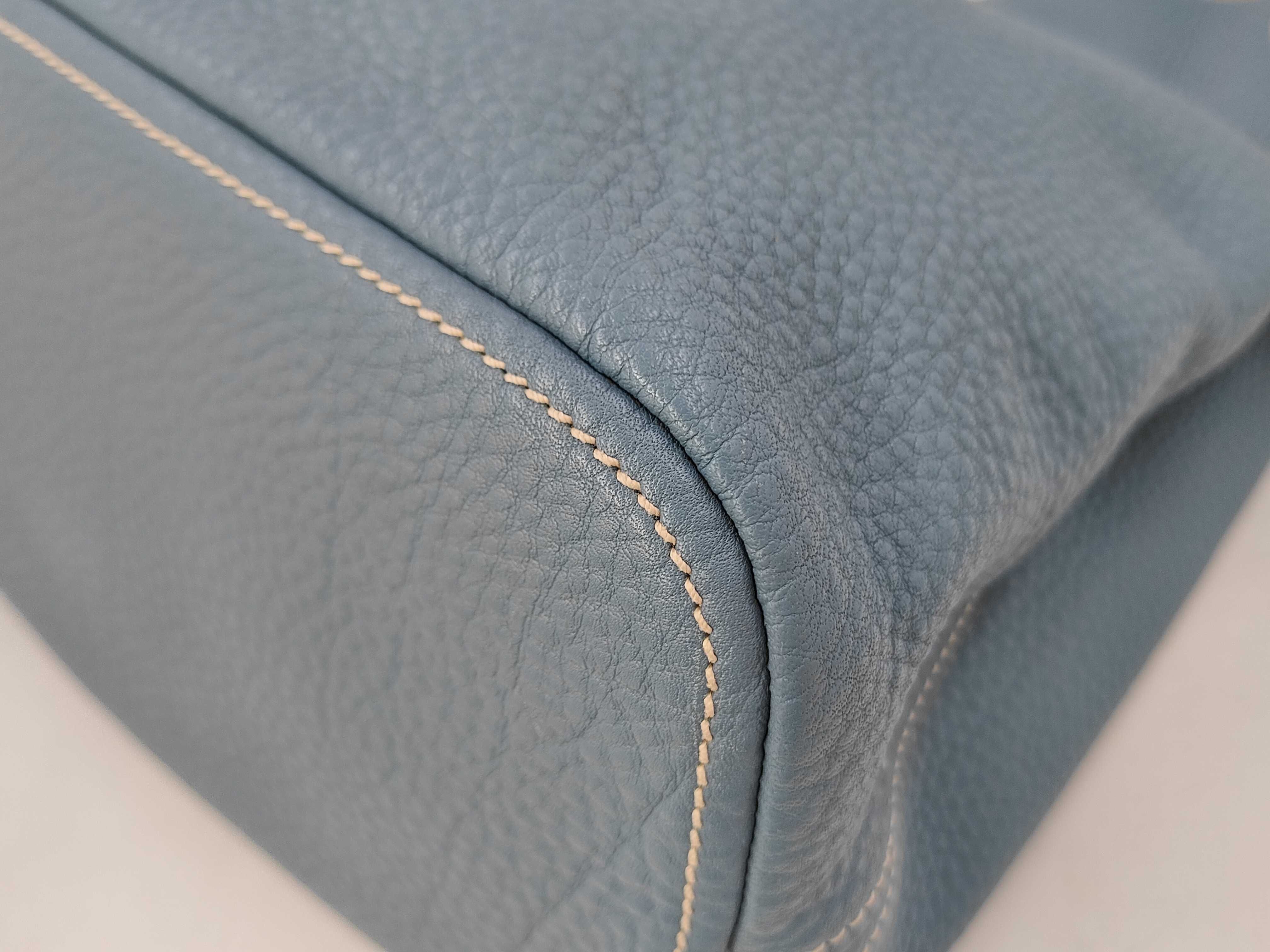 Vitello Daino Hobo Bag (Handbag) — view 4