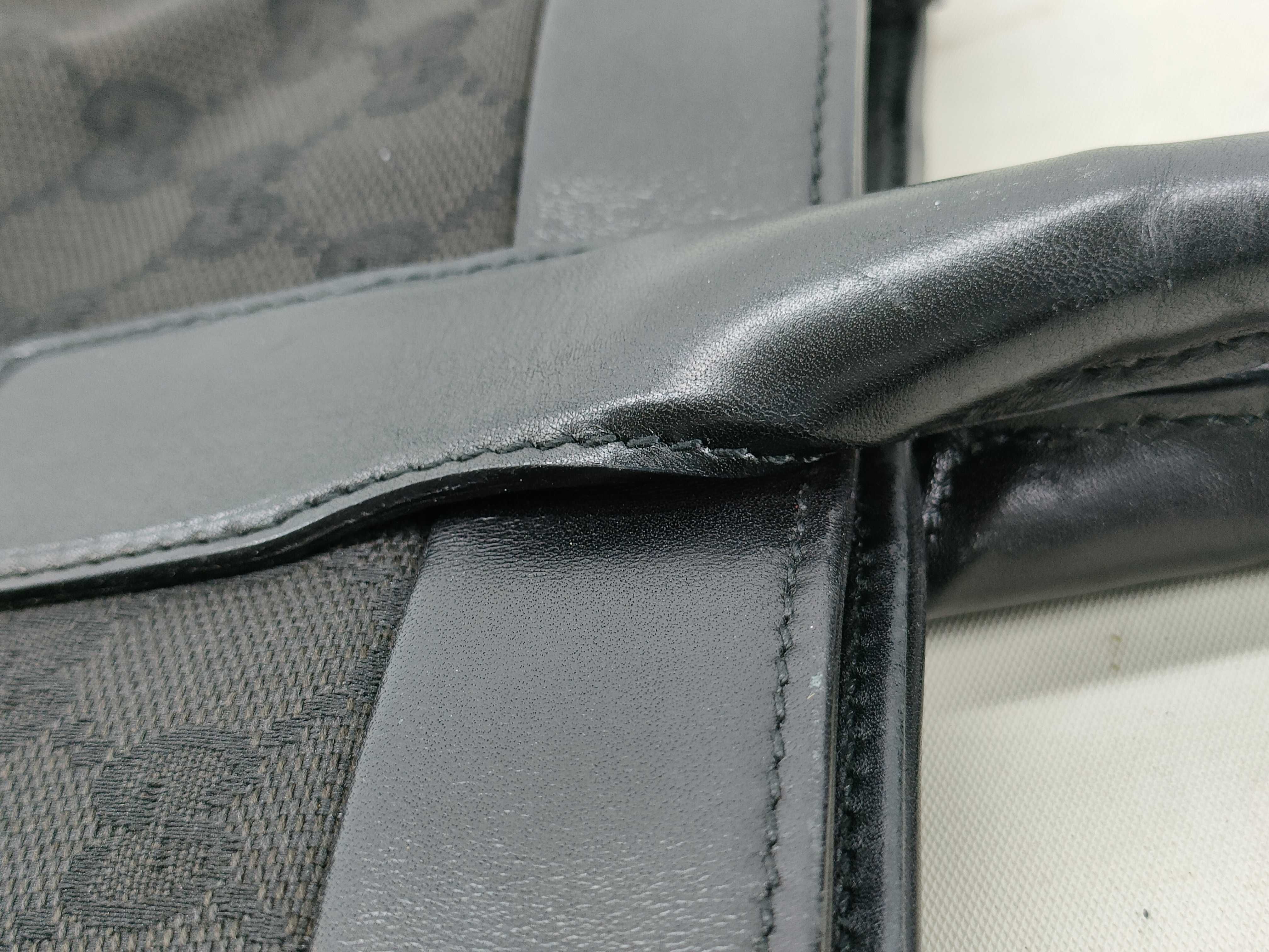 GG Canvas Handbag — view 6