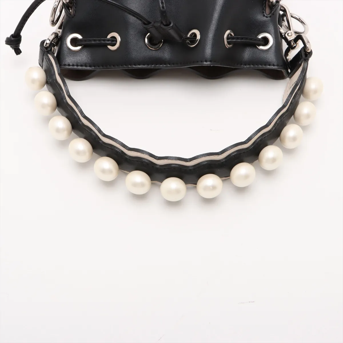 Leather x Pearl Shoulder Bag, Black, 8BS010 — view 5