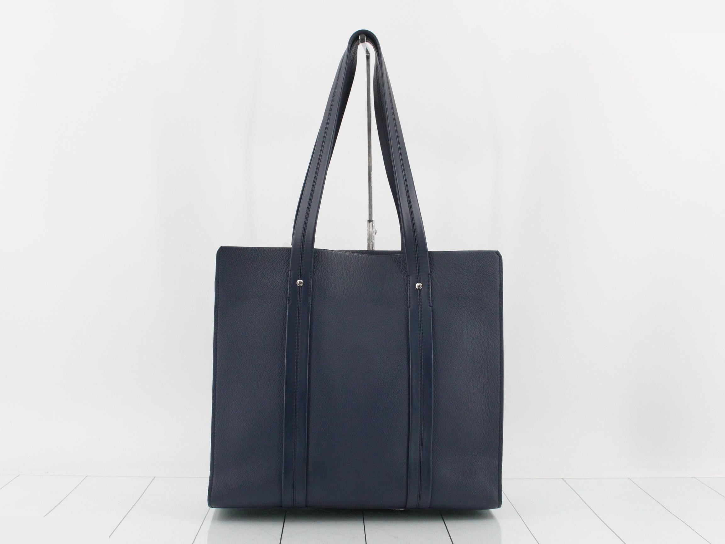 Aerogram Takeoff Tote M21542 Navy — view 2