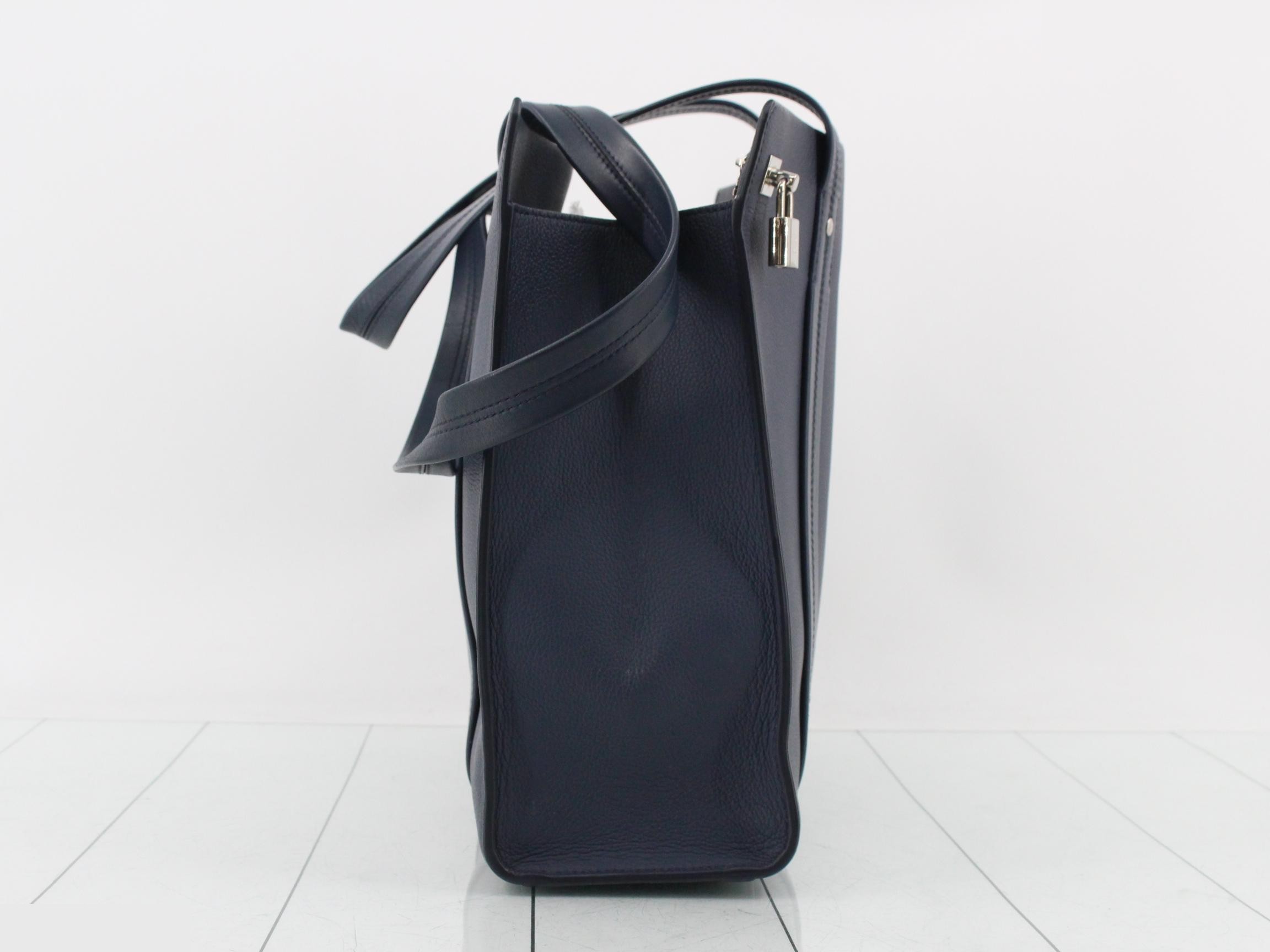 Aerogram Takeoff Tote M21542 Navy — view 4