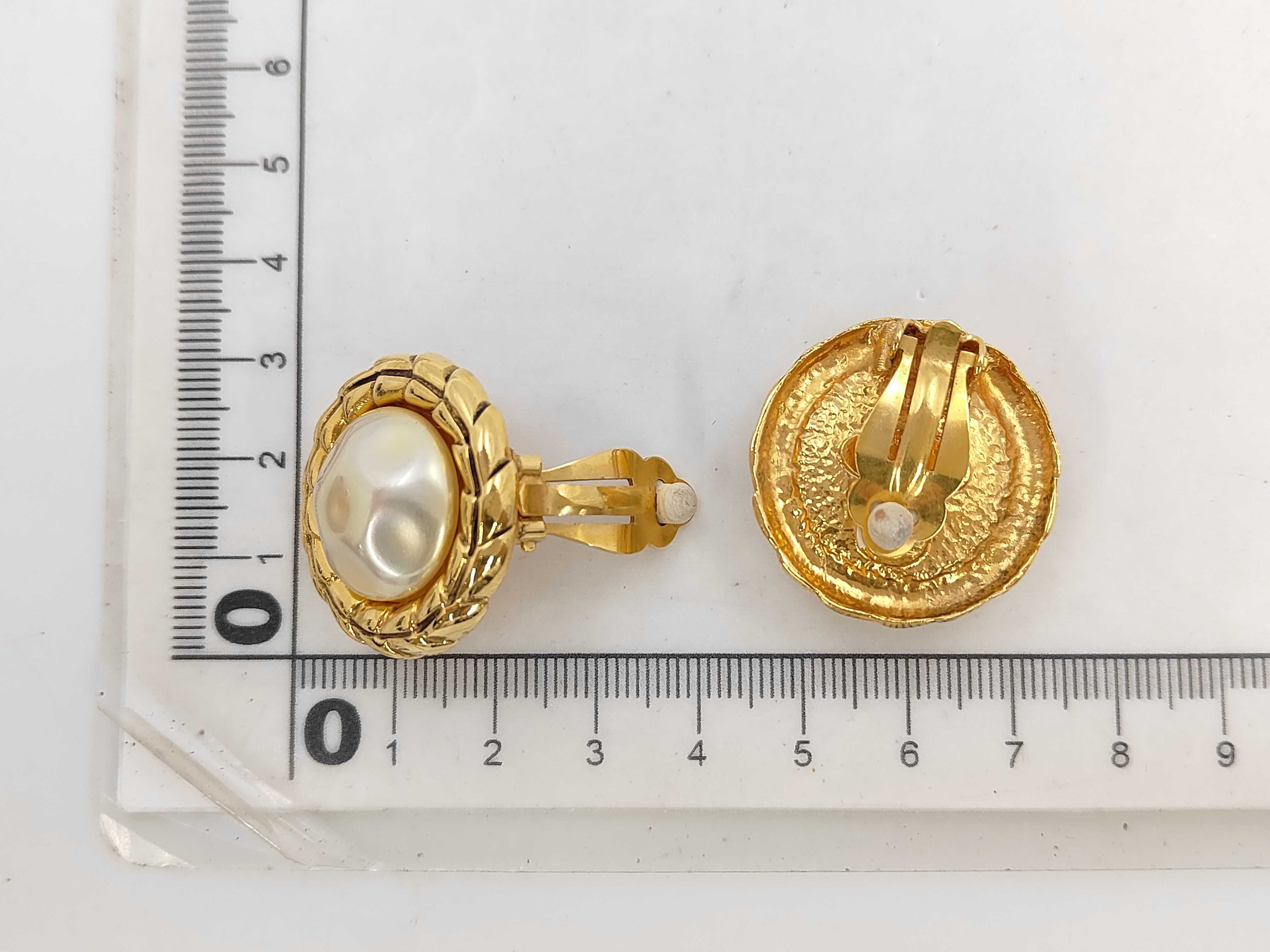 earrings — view 7