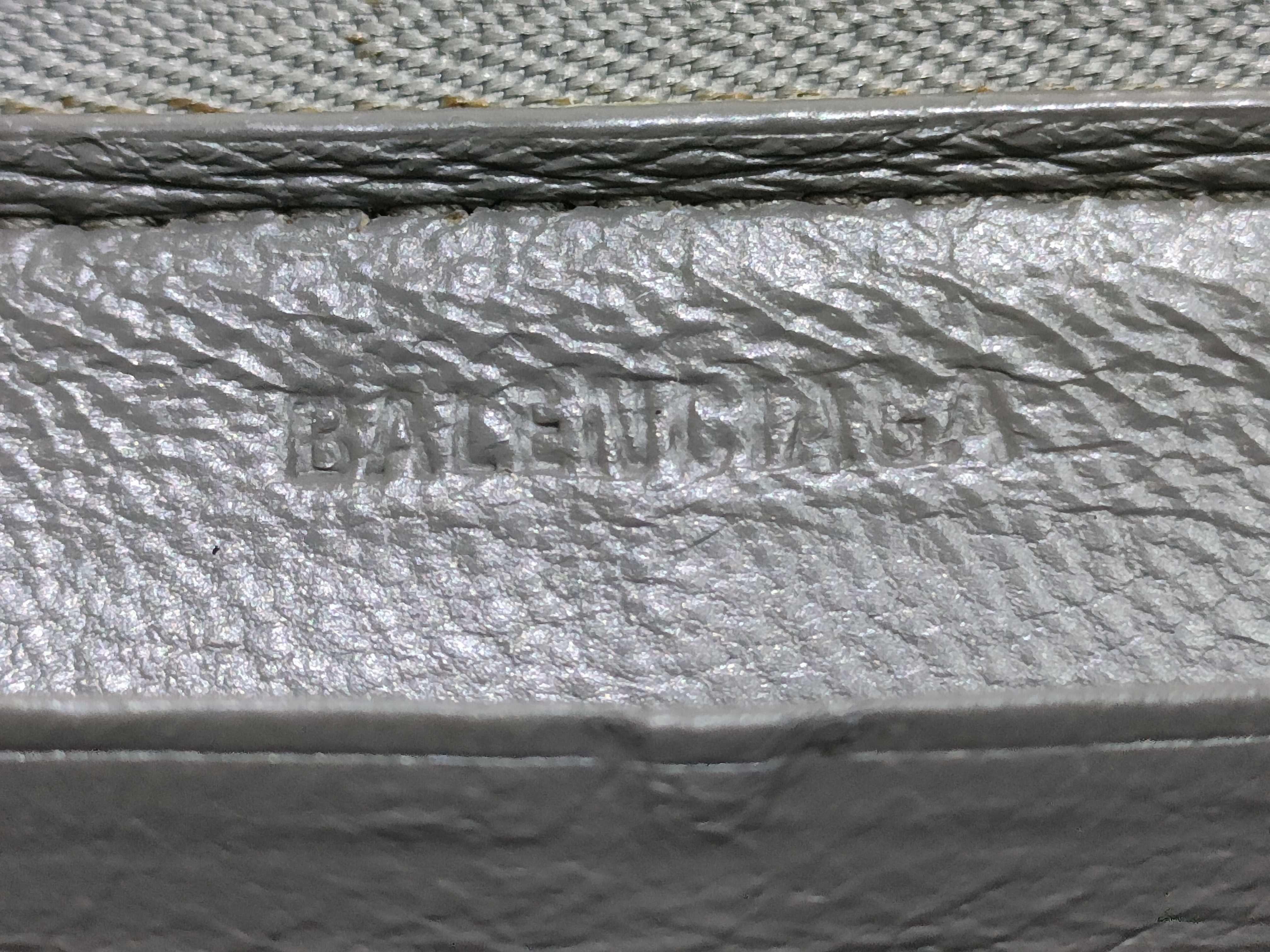 Leather Round Long Wallet Serial Number Wallet — view 14