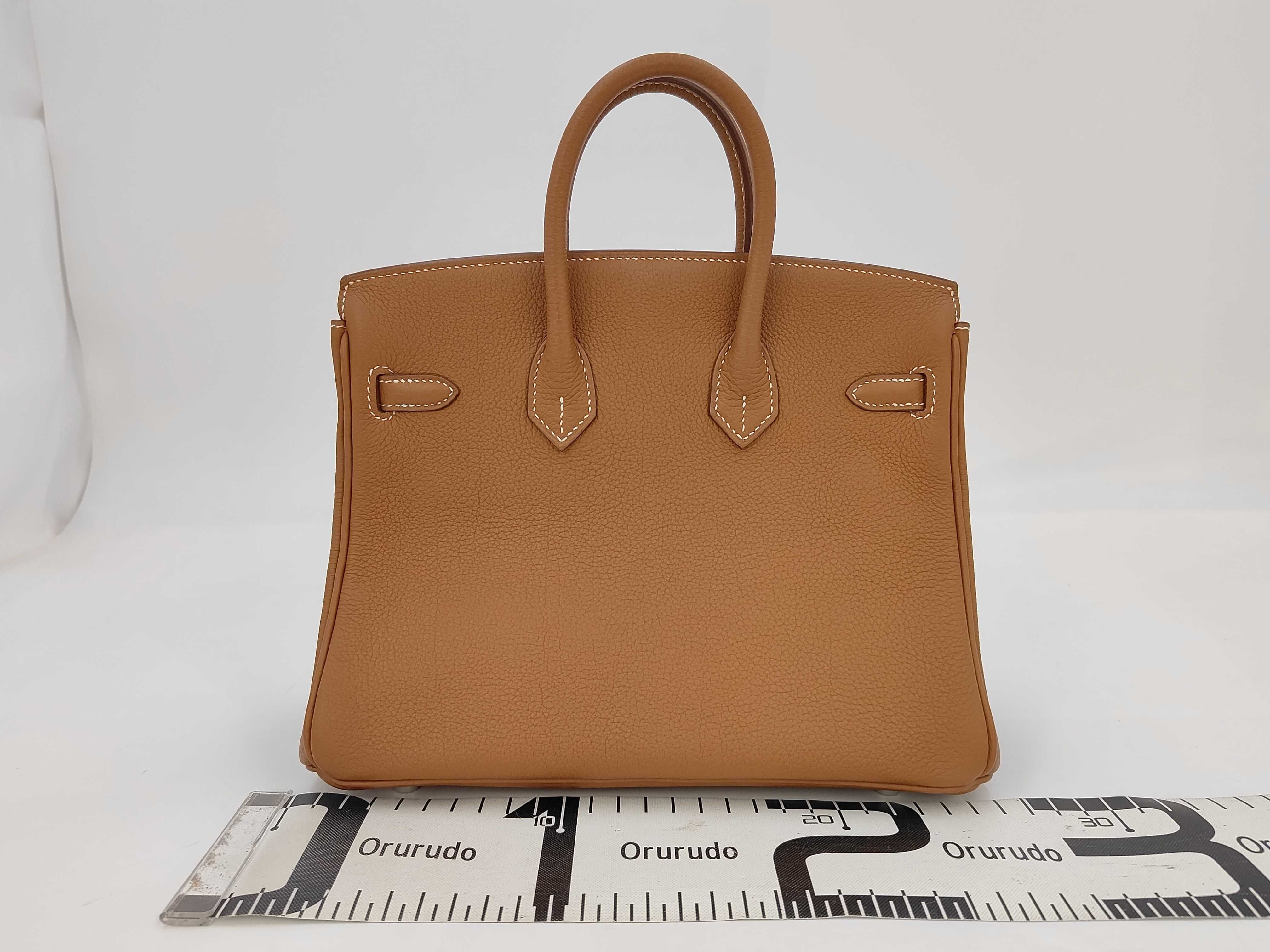 Birkin 25 Togo Gold K Stamp Handbag — view 2