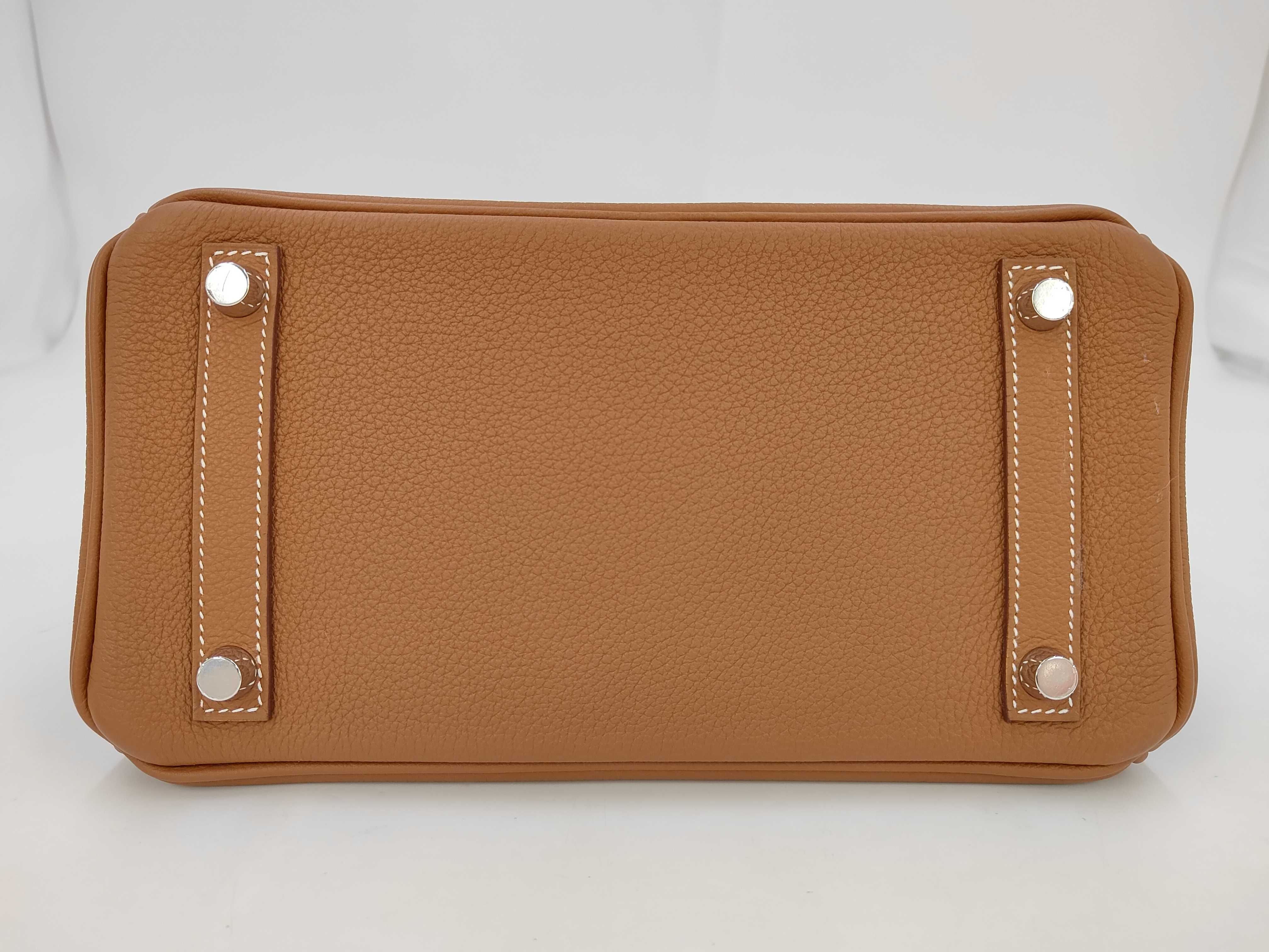 Birkin 25 Togo Gold K Stamp Handbag — view 7