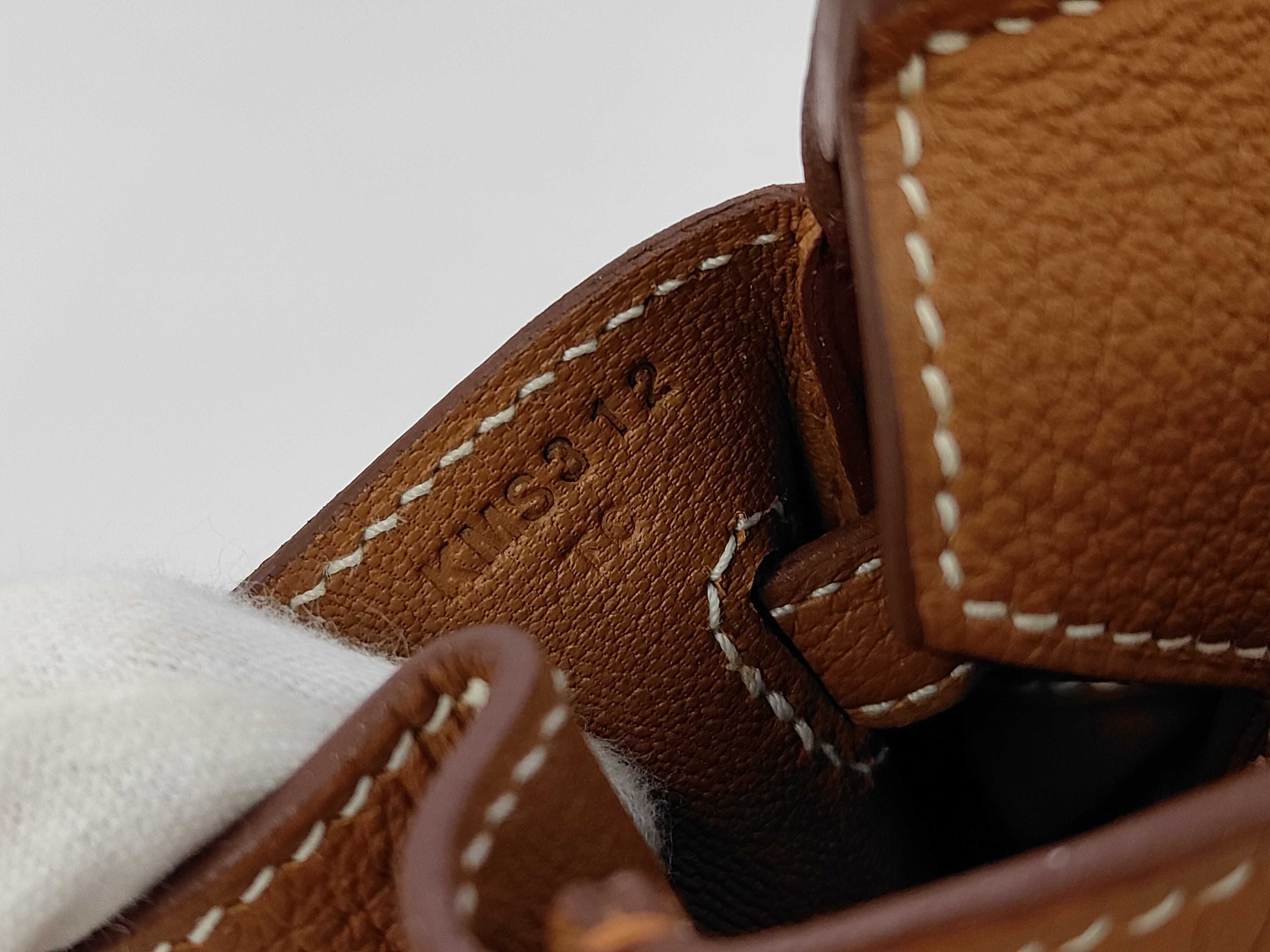 Birkin 25 Togo Gold K Stamp Handbag — view 10
