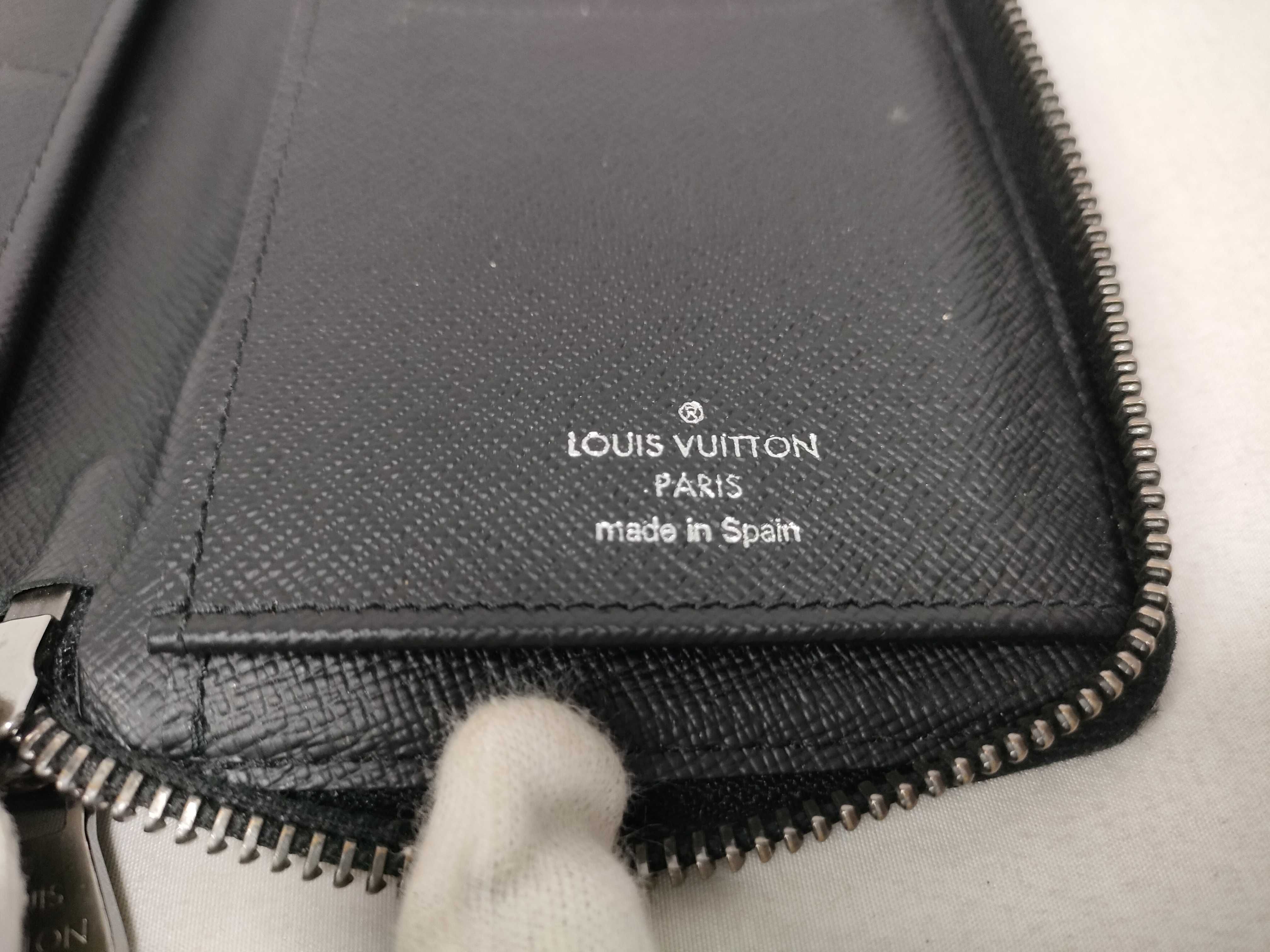 Monogram Eclipse Zippy Wallet Vertical M62295 CA1145 Wallet — view 11