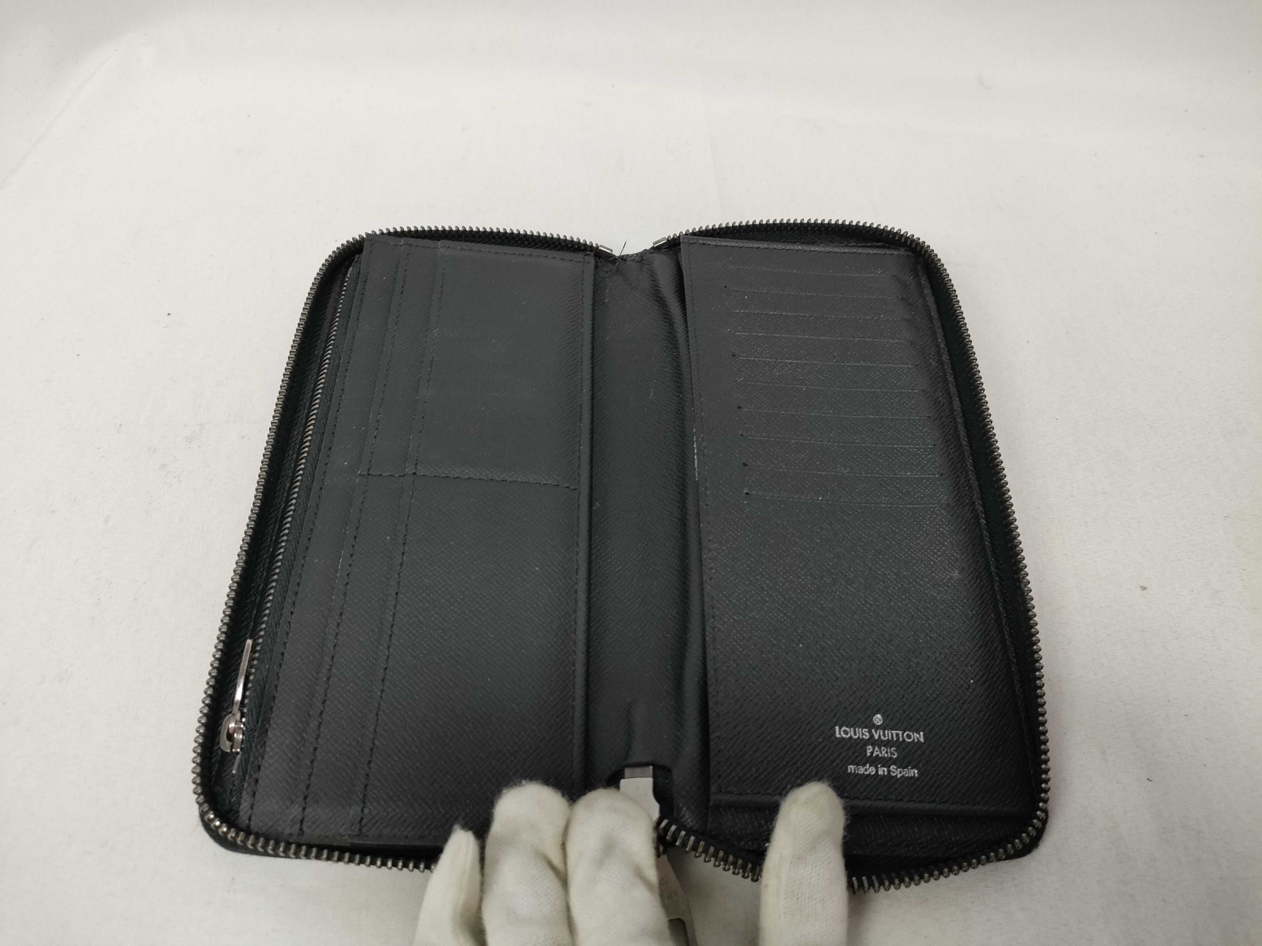 Monogram Eclipse Zippy Wallet Vertical M62295 CA1145 Wallet — view 10