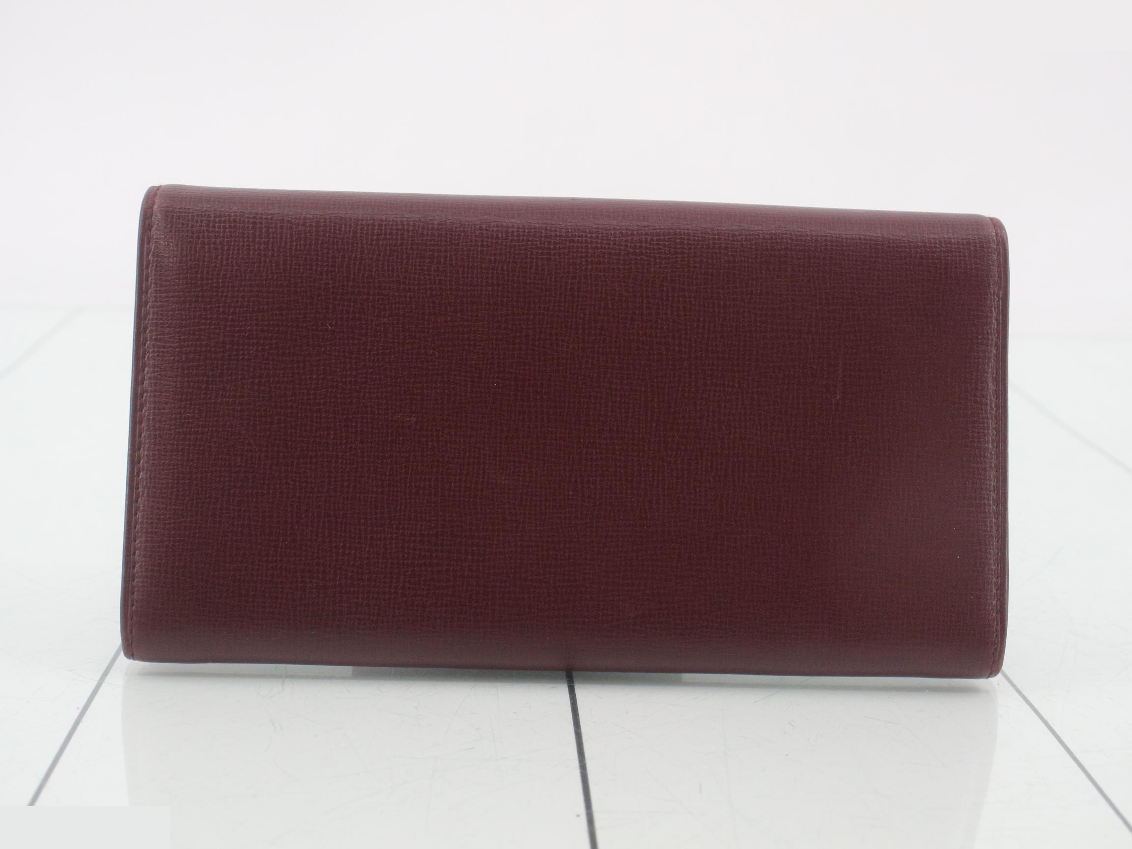 long wallet — view 2