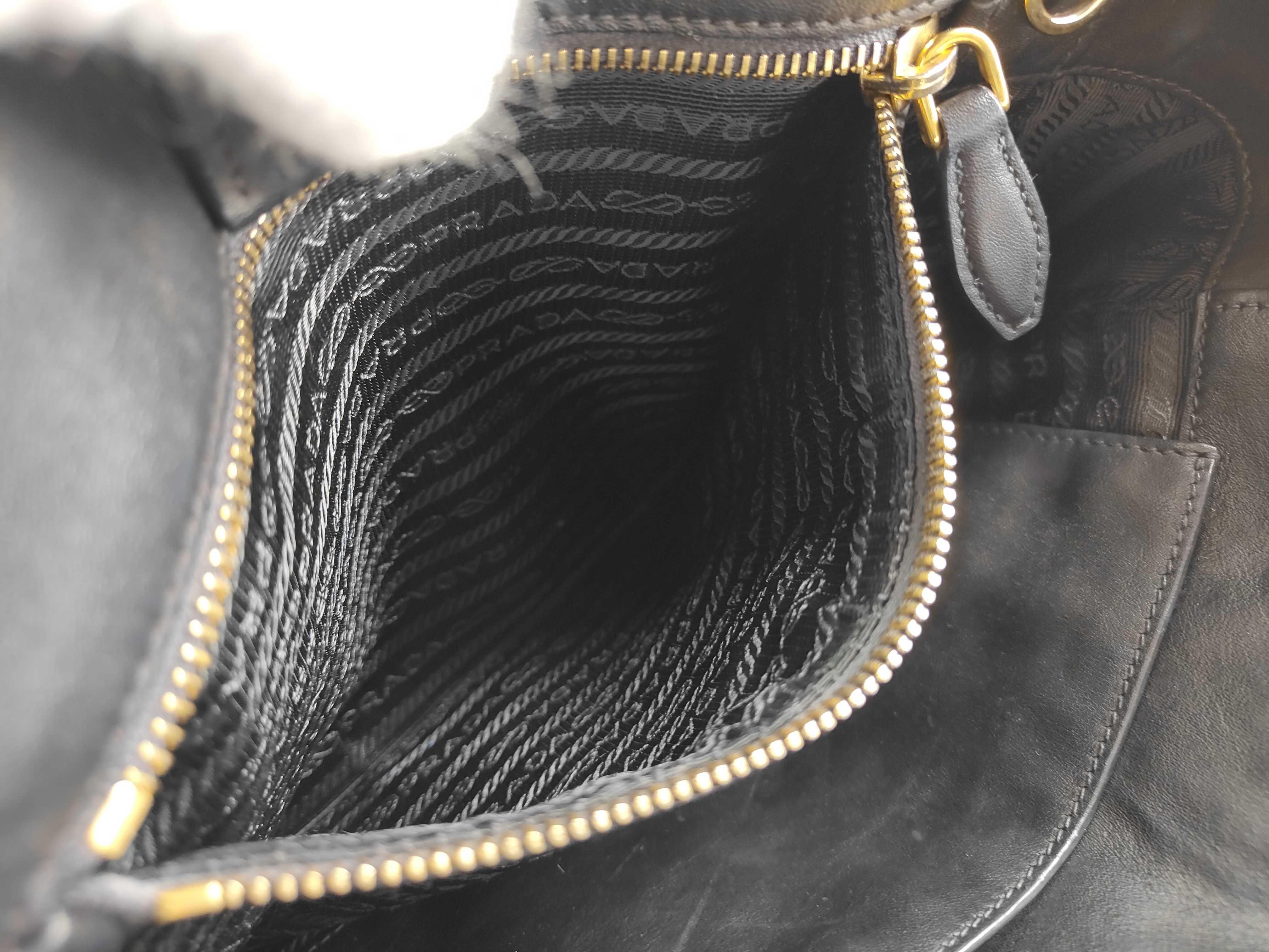 ID- Saffiano Cow Skin 2-Way Handbag Black 1BA113 with strap #165 Tote Bag — view 12