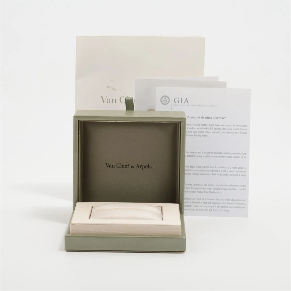 Acant Diamond Ring, Pt950, 3.8g, 0.50 diamonds, D clarity, VVS2 cut, VG finish, NONE, BL199181. Hallmarks — view 9