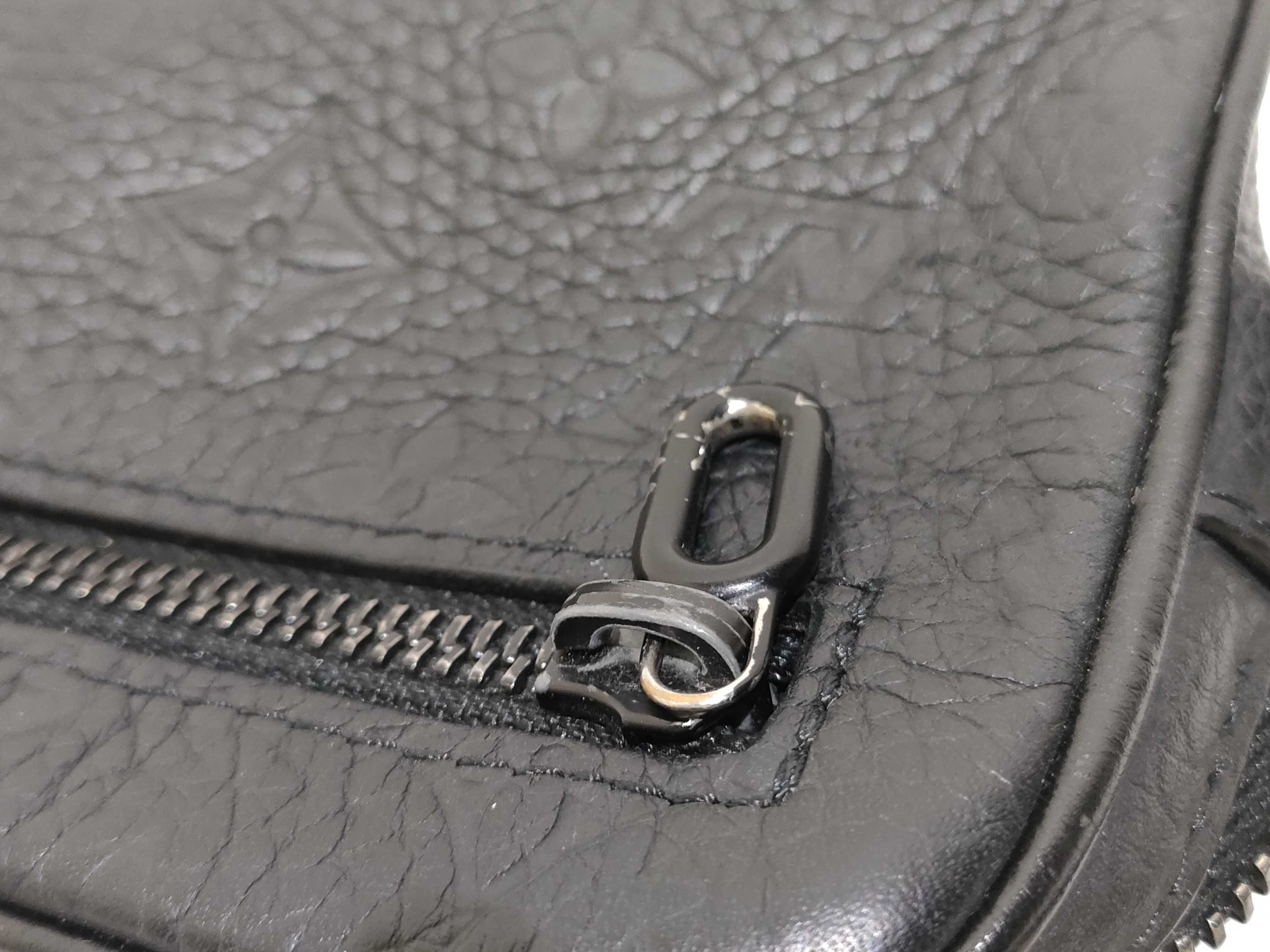 Monogram Empreinte Louis Vuitton Taurillon Pochette Volga M55703 SF0241 (Chain broken) Second bag — view 15