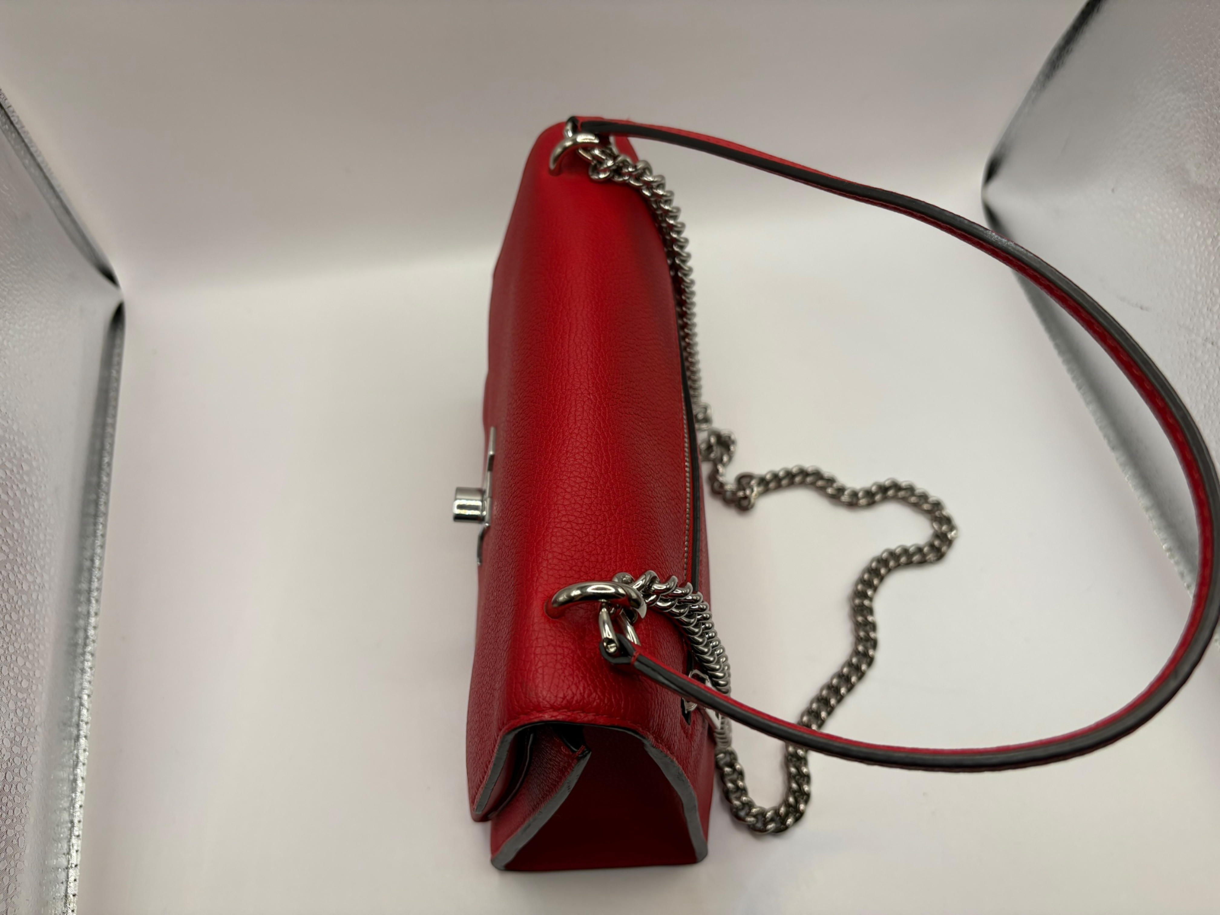 LV Logo Lockme 2BB M51202 Red Shoulder Bag — view 6