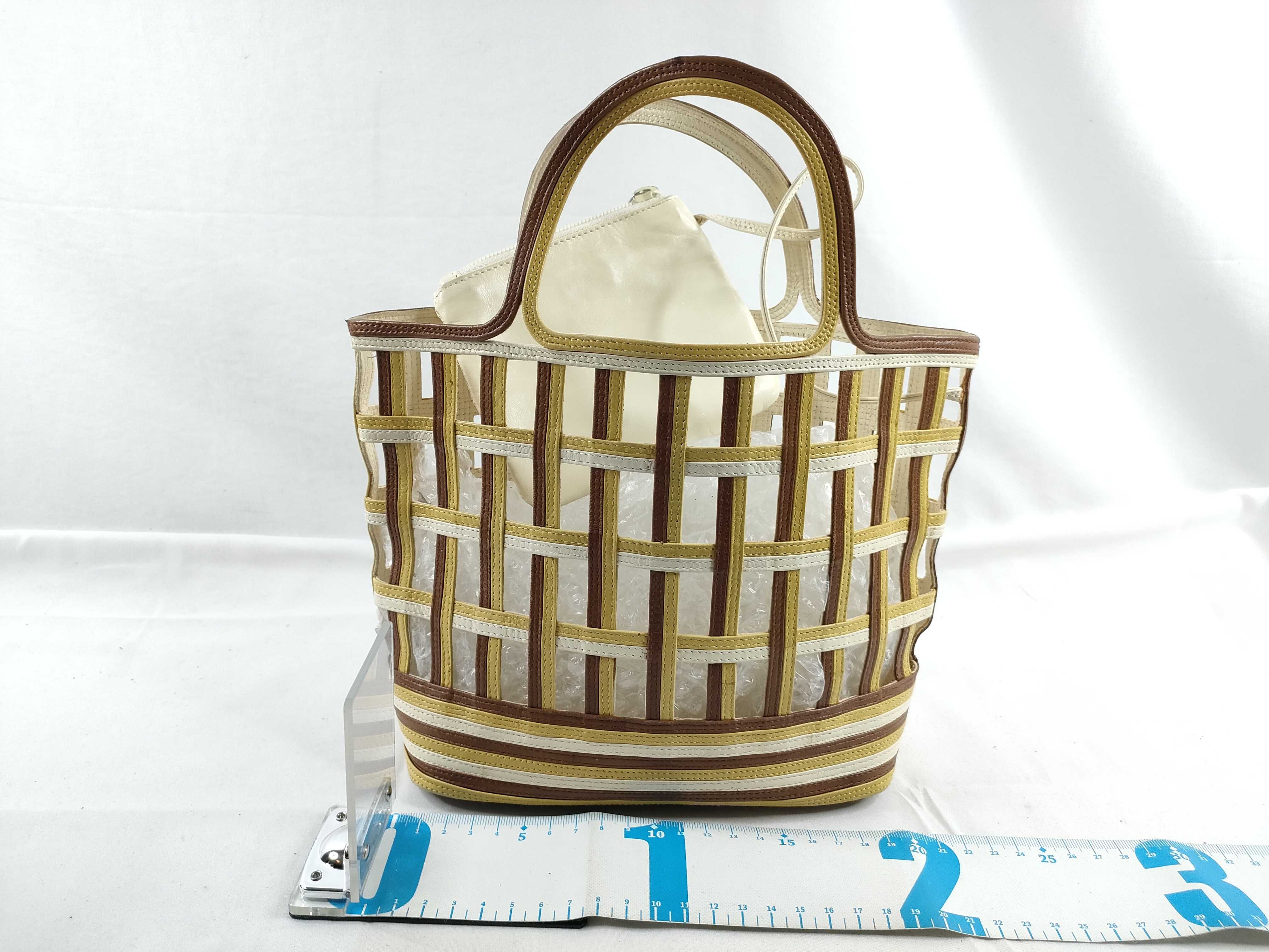 handbag — view 2