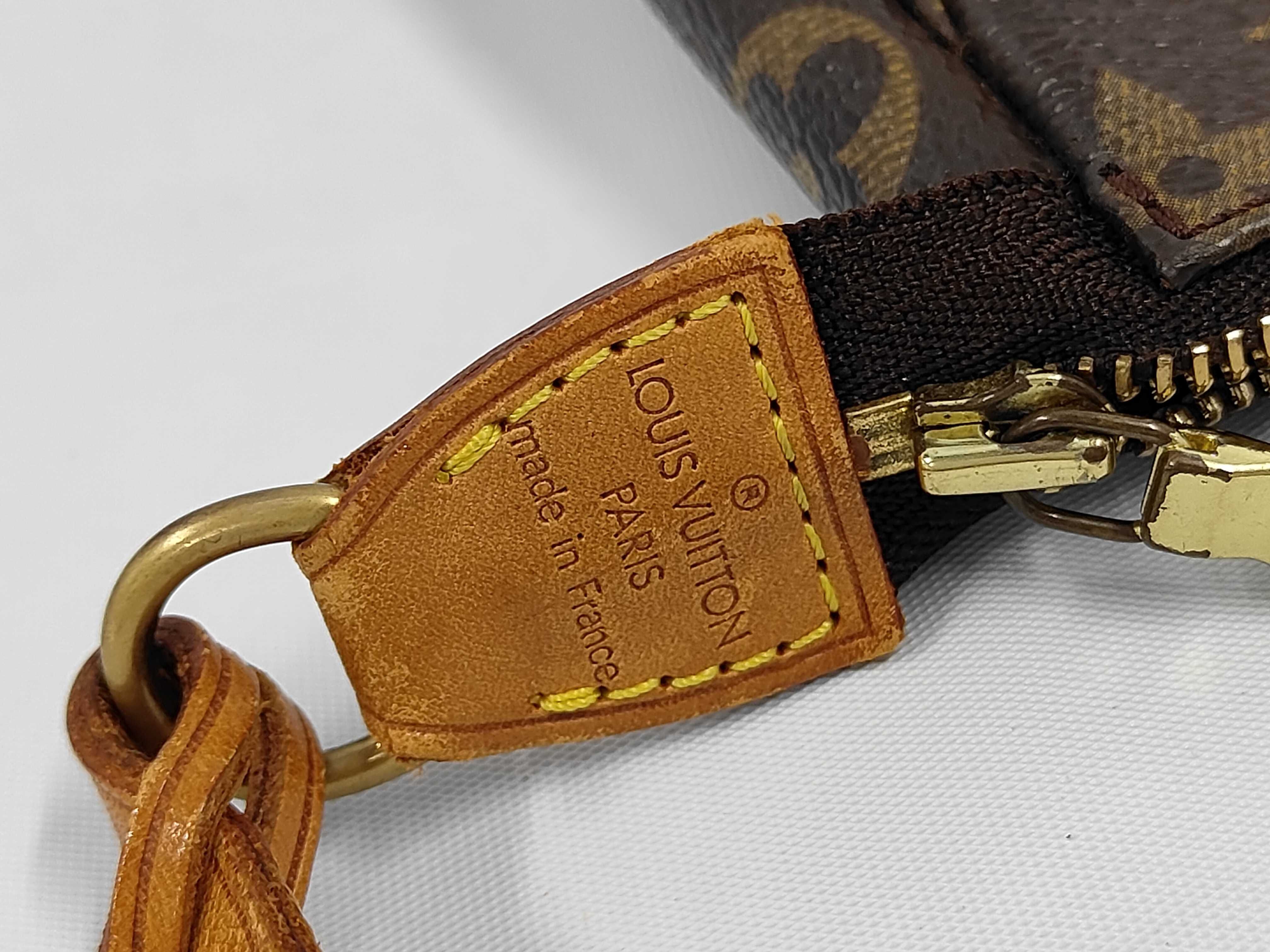 LV Monogram Pochette Accessoires M51980 AR1020 Handbag — view 7