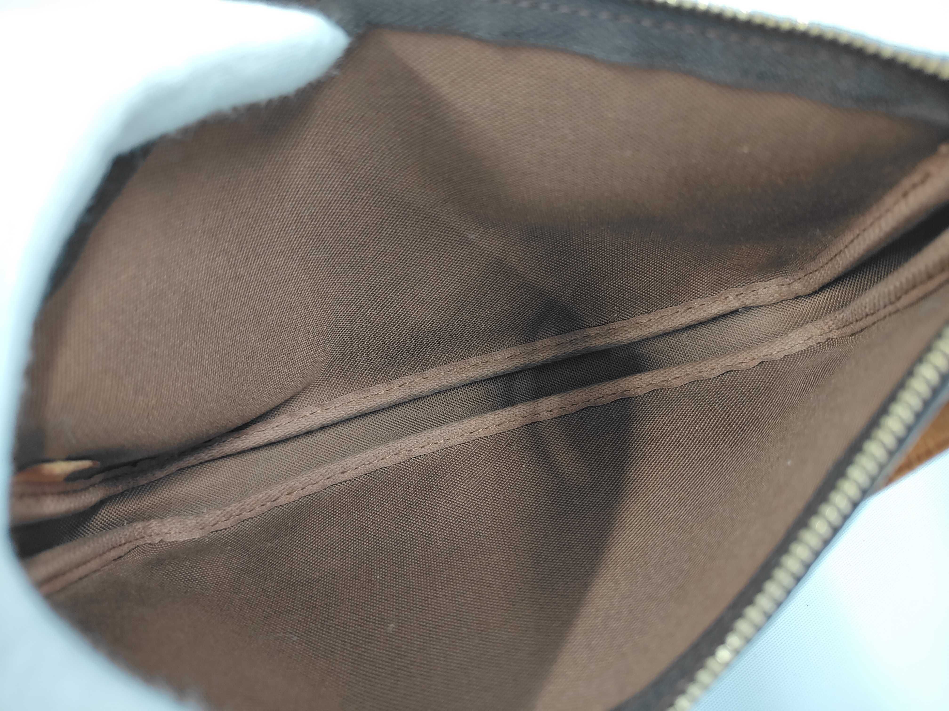 LV Monogram Pochette Accessoires M51980 AR1020 Handbag — view 8
