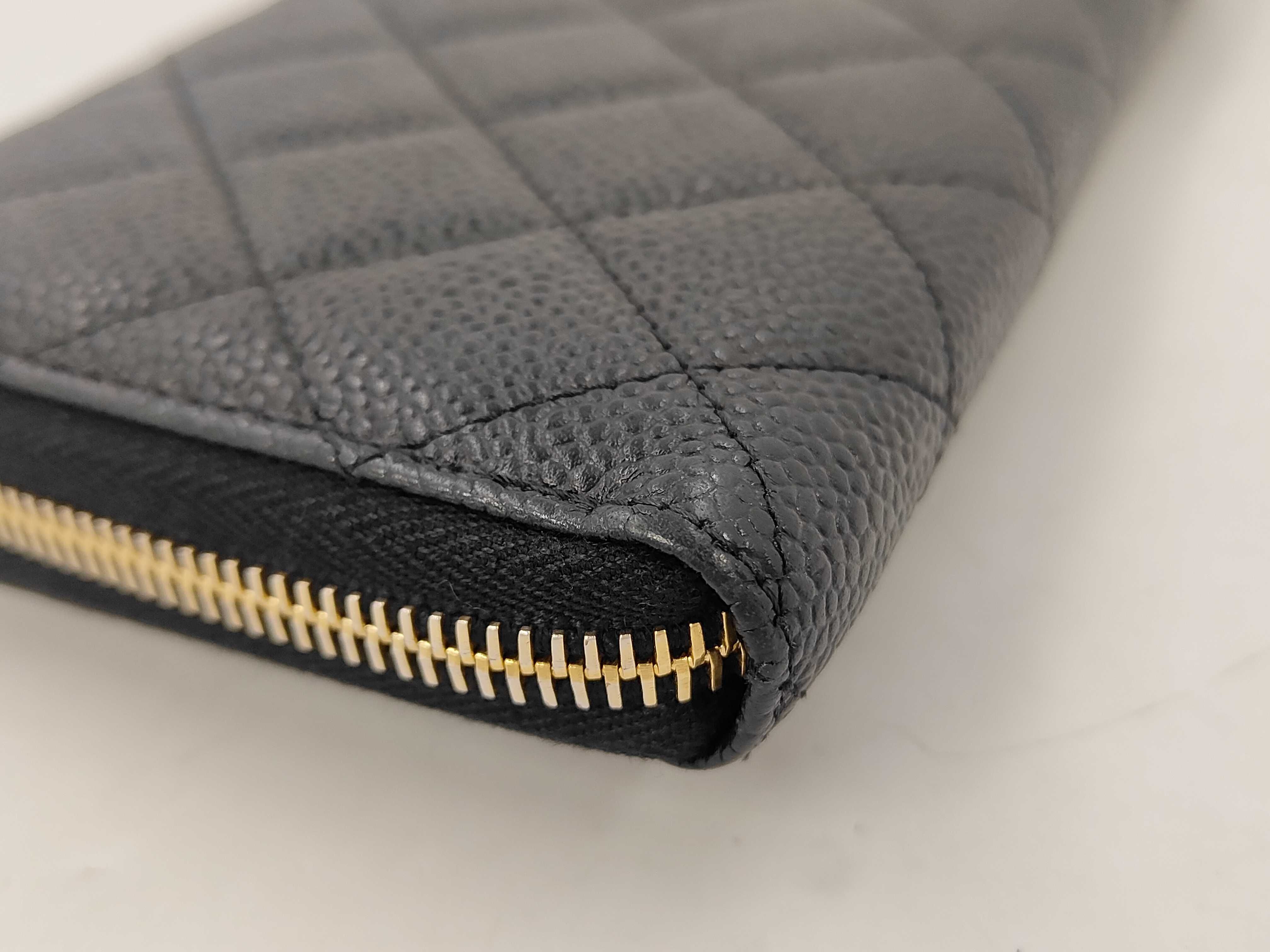 Zippered Matelassé Caviar Leather Coco Mark Black Long Wallet — view 6