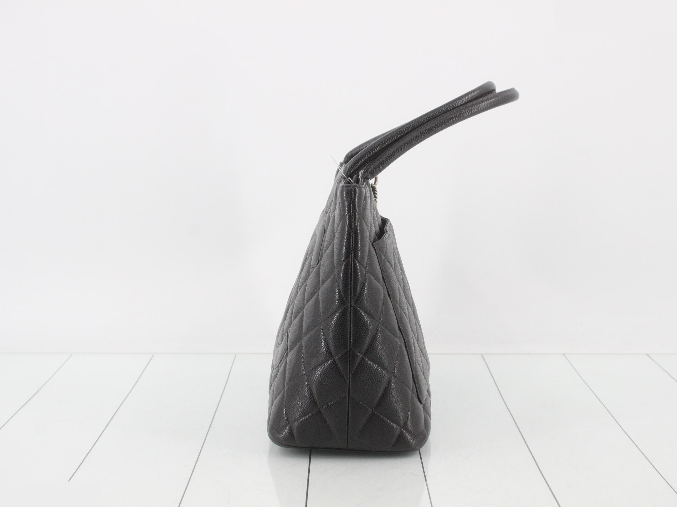Tote bag, reissue tote, caviar leather, item number 6. — view 3