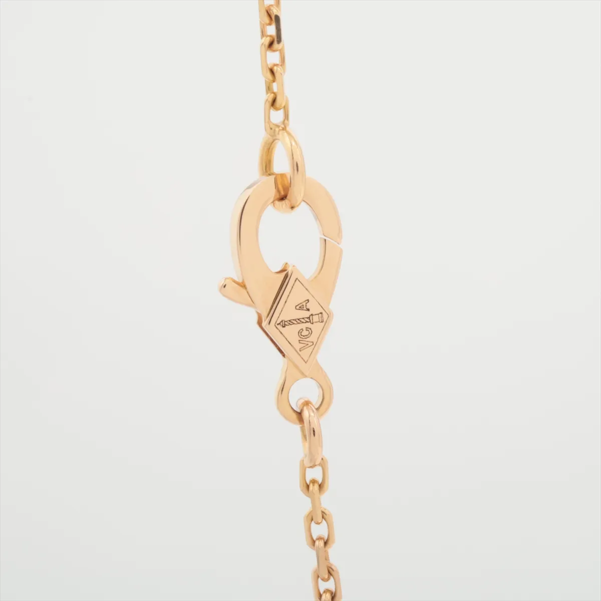 Vintage Alhambra Onyx Diamond Necklace 750(PG) 6.4g JE685570 Pull ring slightly lighter — view 3