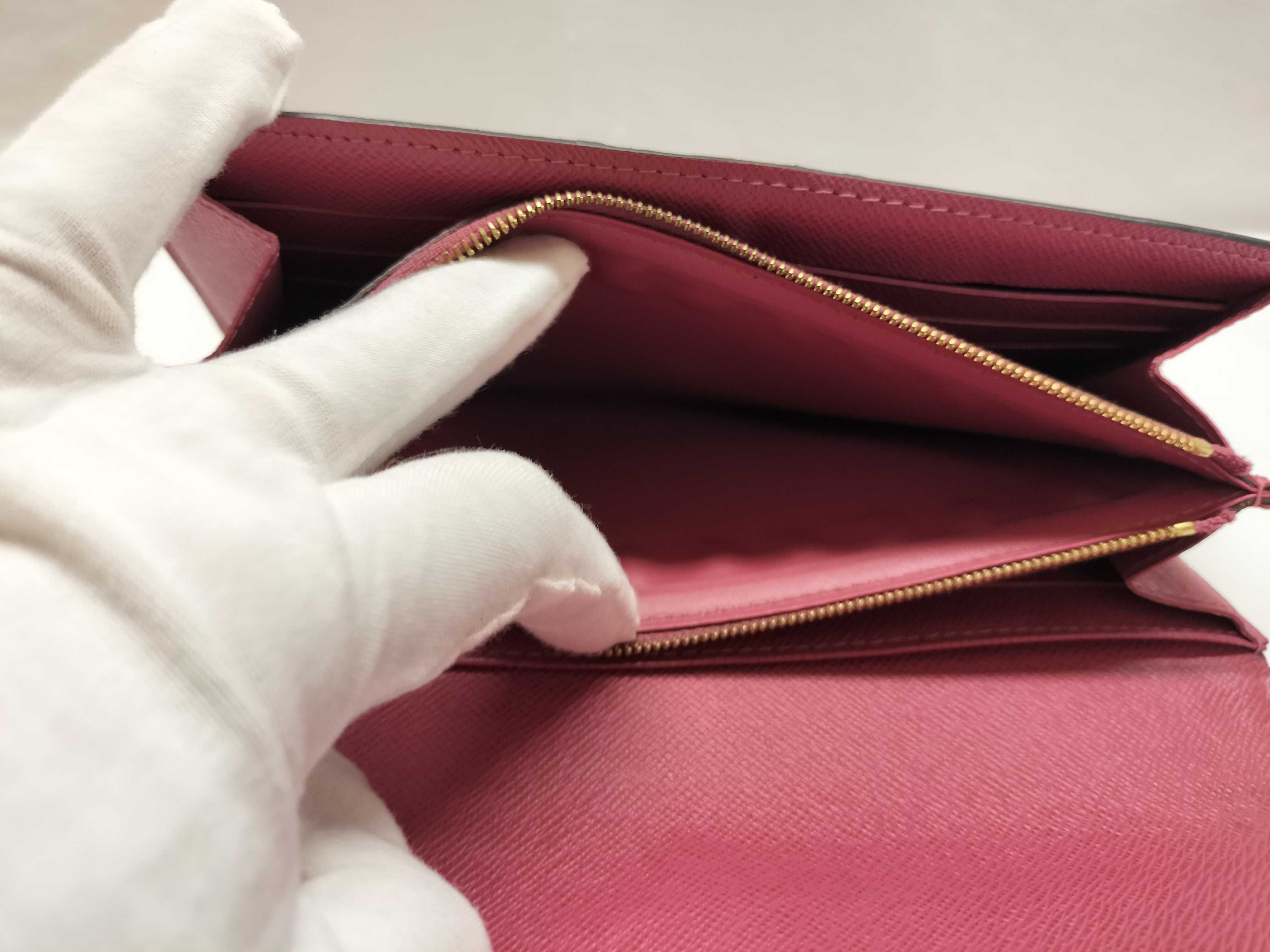 Monogram M61184 Portefeuille Sarah Retiro Wallet — view 13