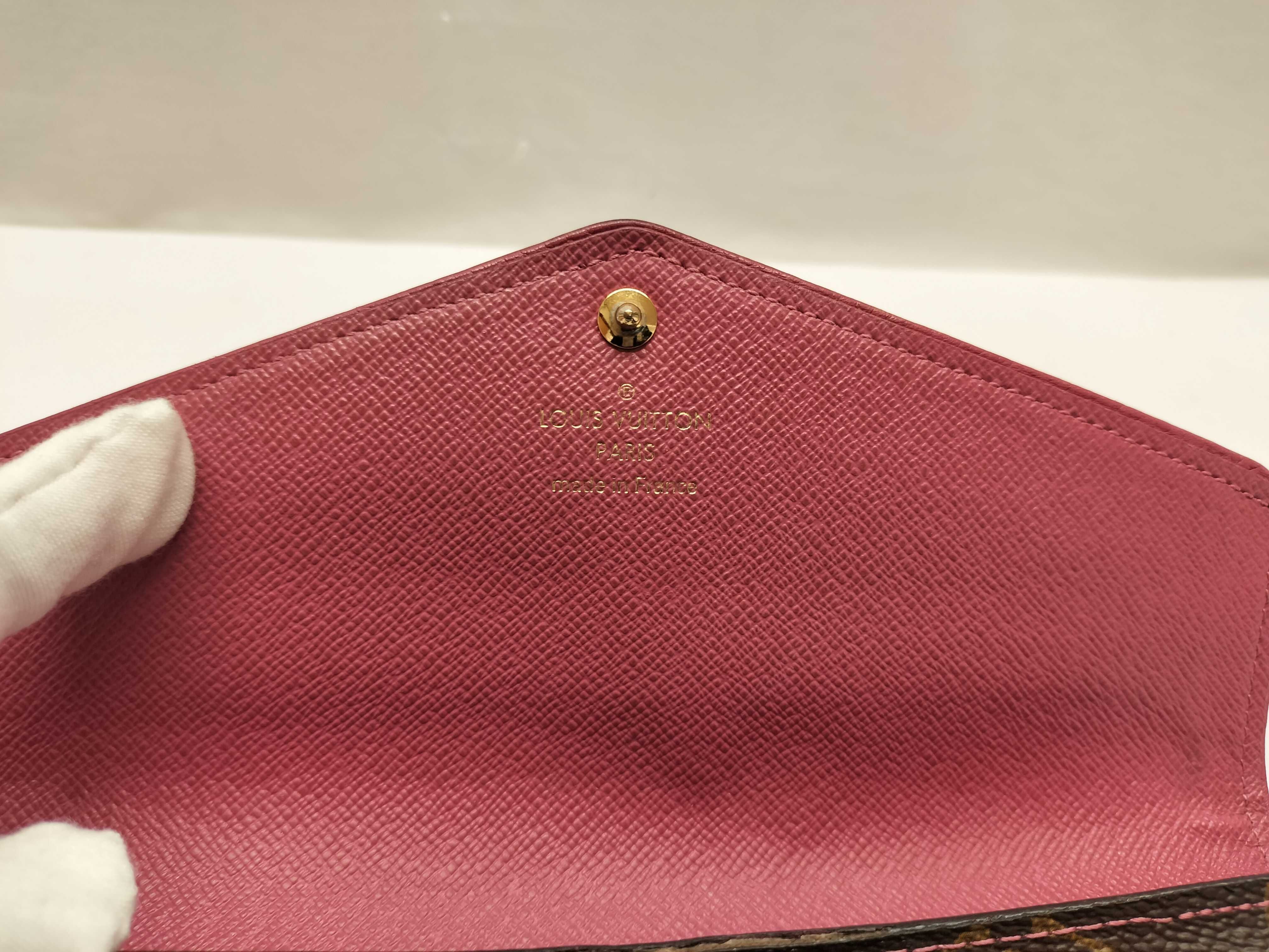 Monogram M61184 Portefeuille Sarah Retiro Wallet — view 7