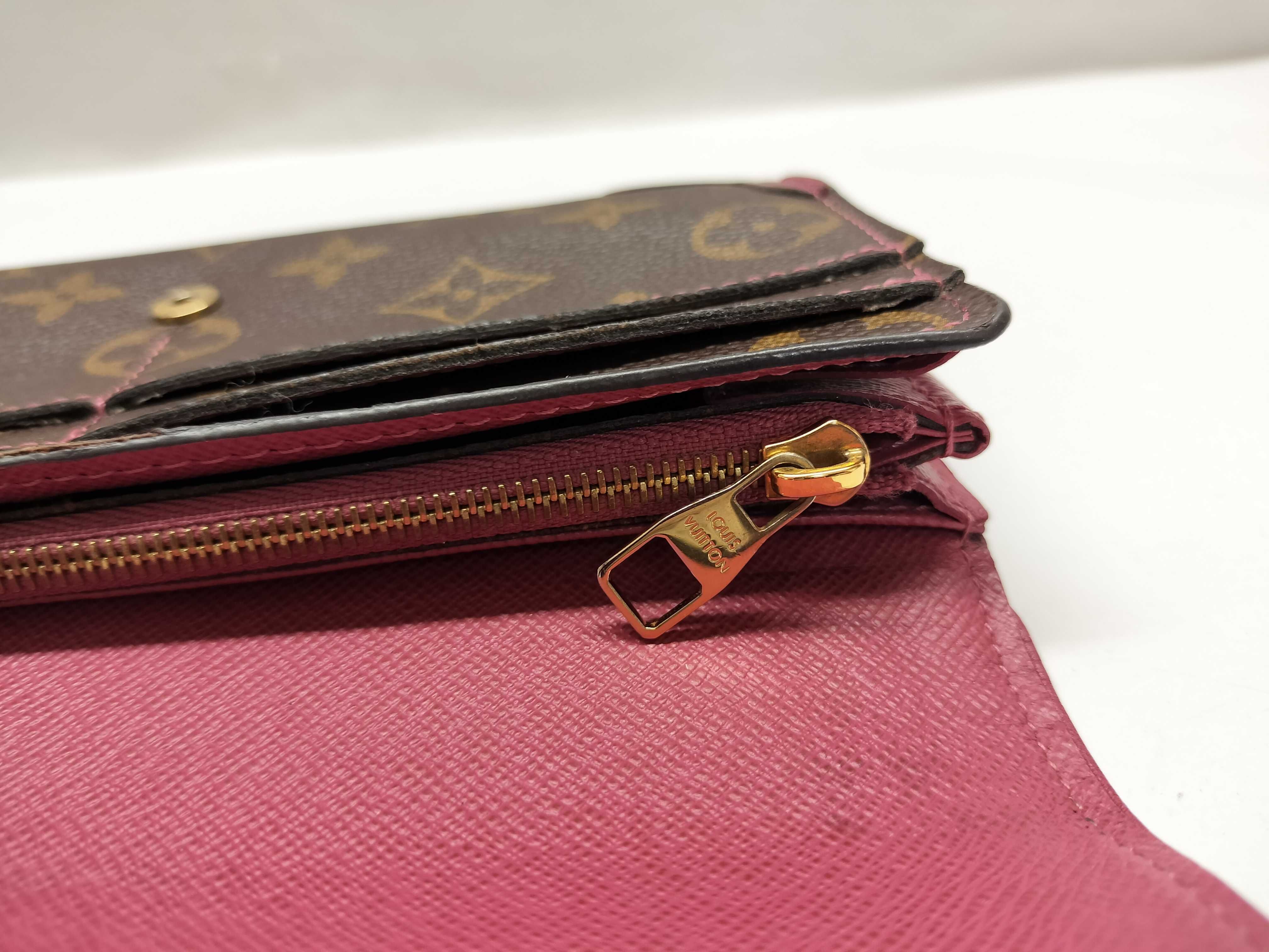 Monogram M61184 Portefeuille Sarah Retiro Wallet — view 9
