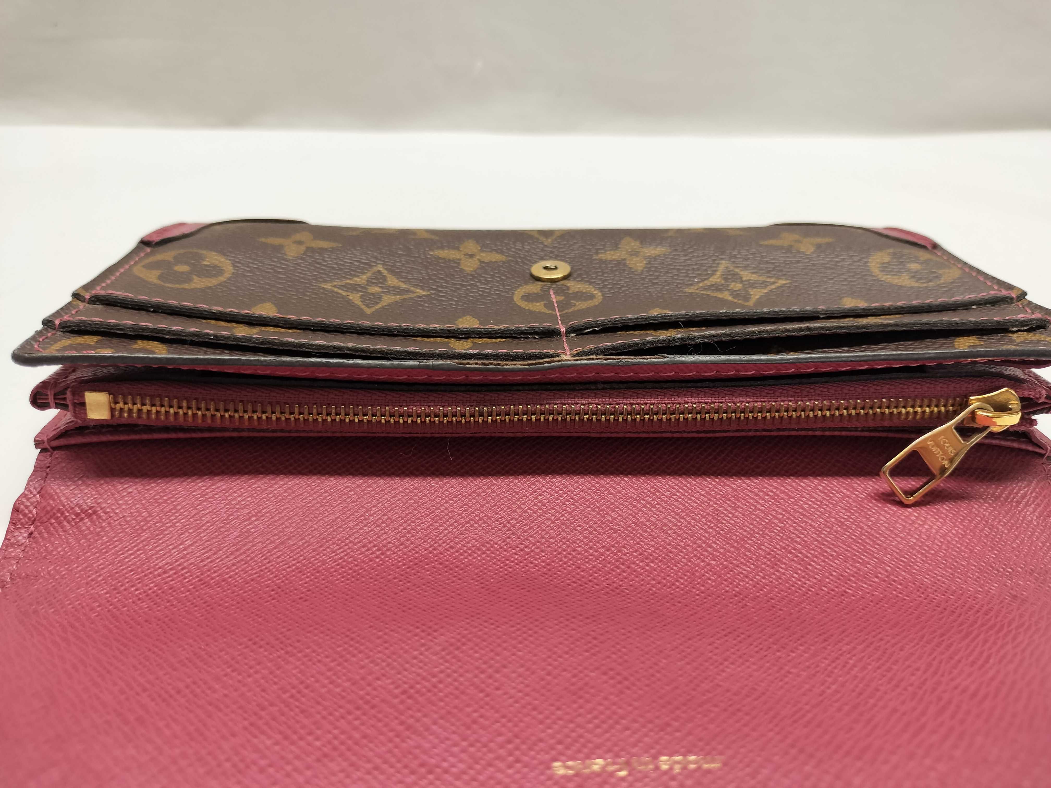 Monogram M61184 Portefeuille Sarah Retiro Wallet — view 10