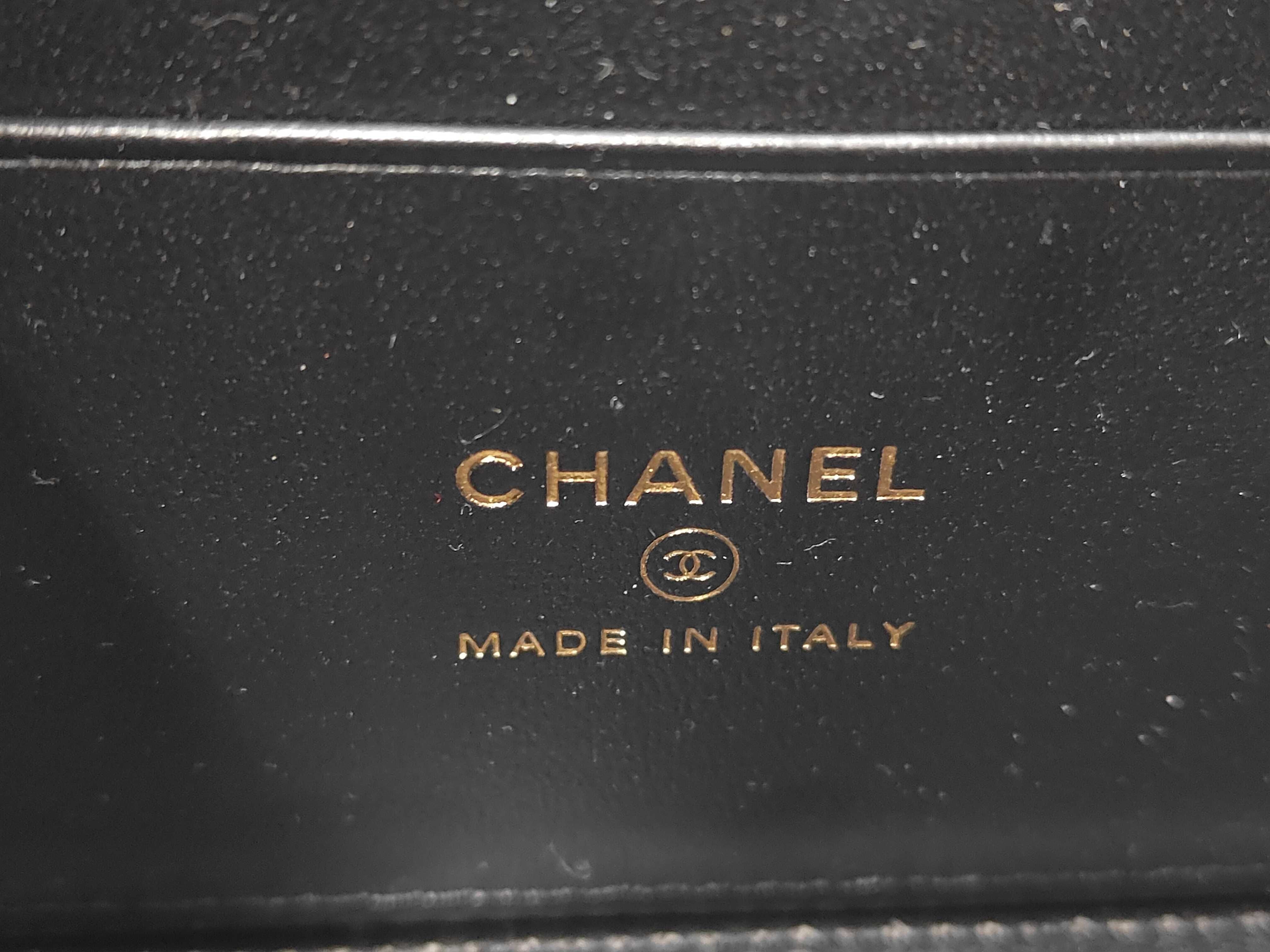 Chain Shoulder Bag — view 11