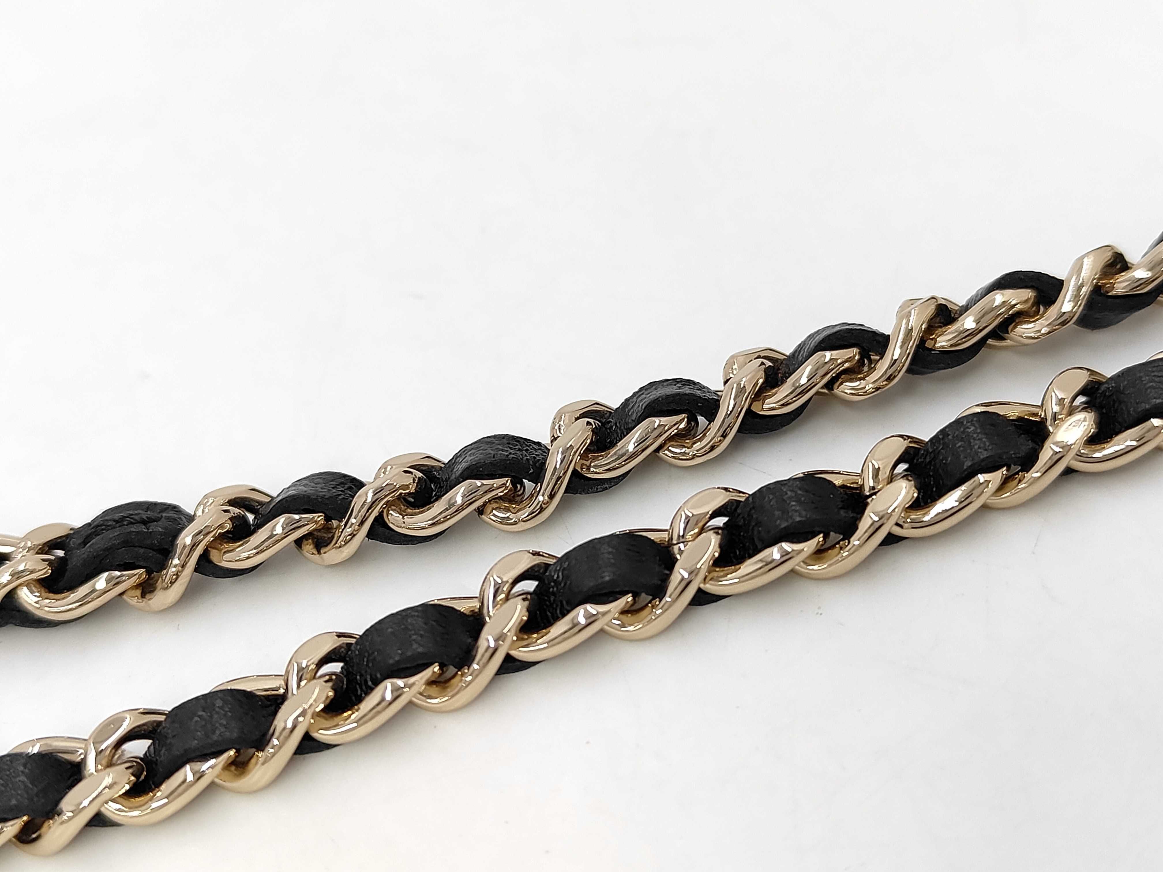 Chain Shoulder Bag — view 4