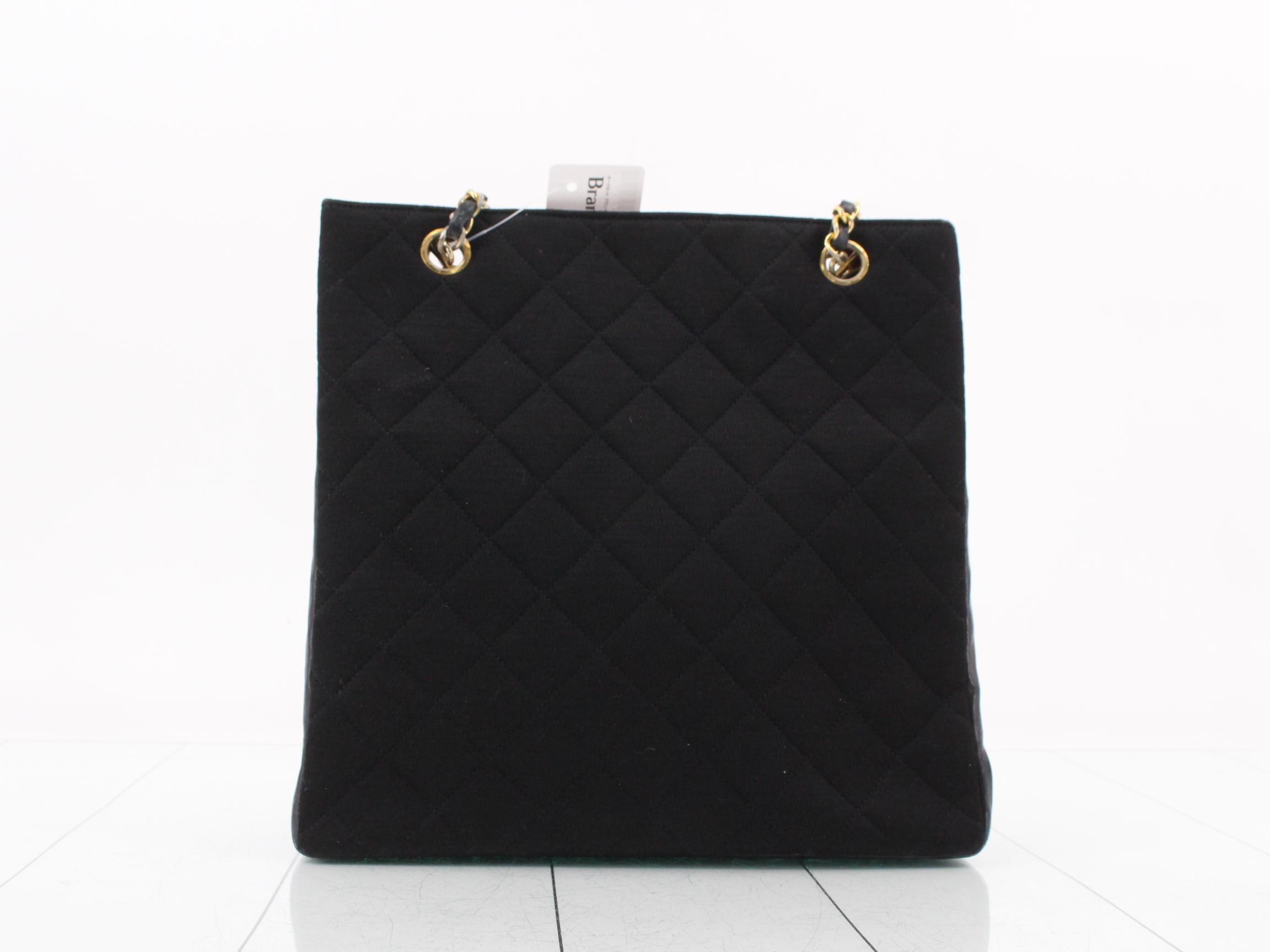 Matelassé Coco Mark Chain Tote Bag — view 2