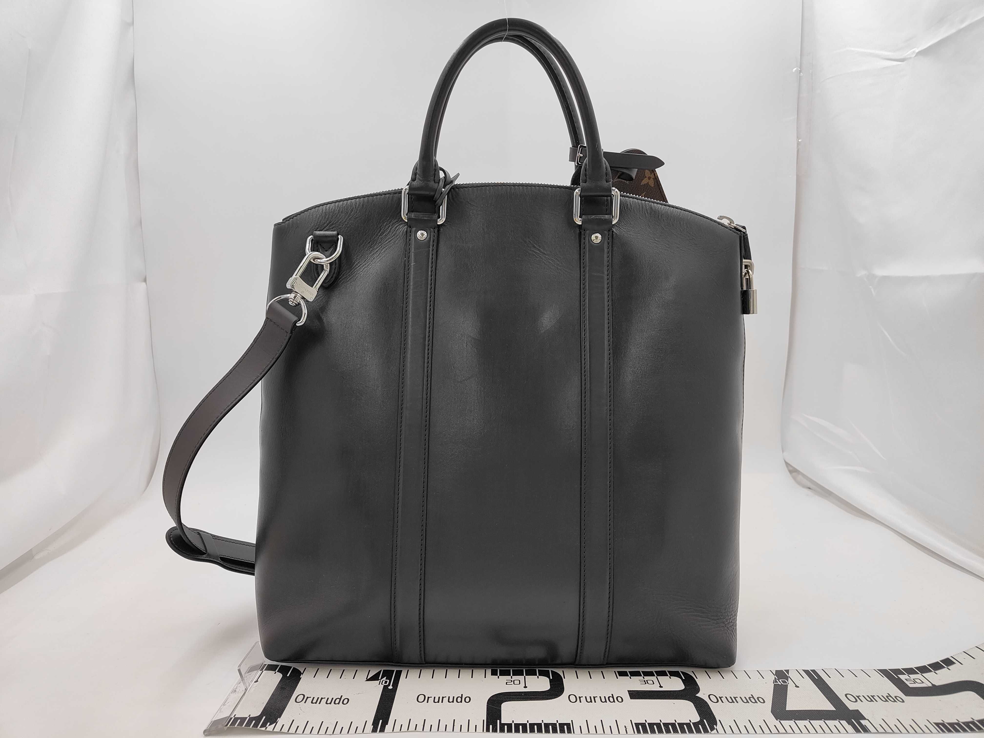 Cuir Ombre Lockit MM Griolage M50460 RI4155 Shoulder bag with key, padlock, clochette, and dust bag. — view 2