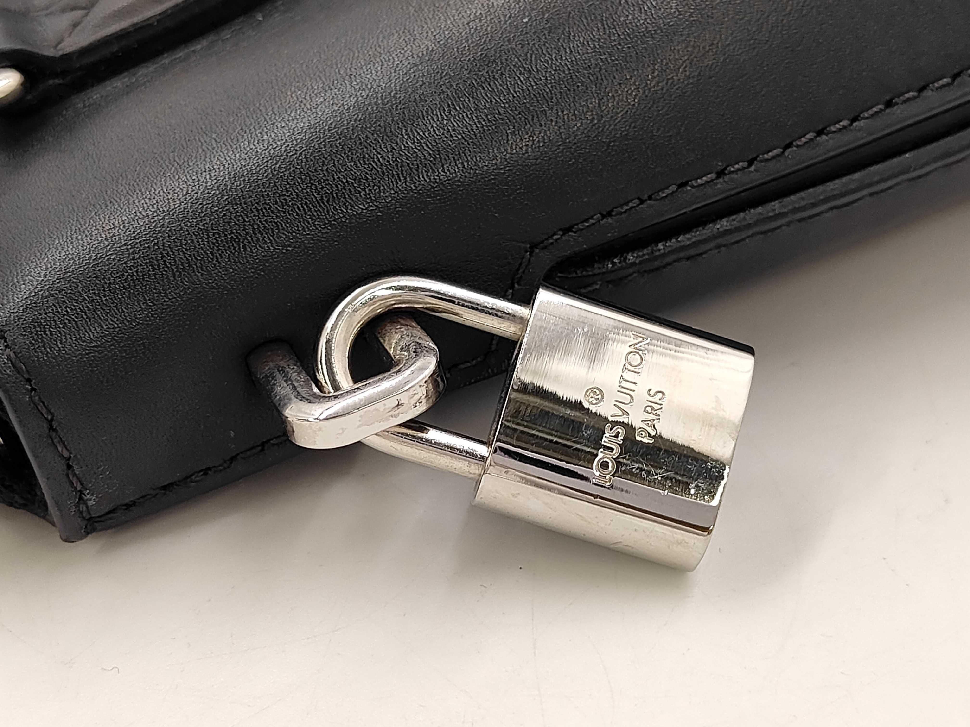 Cuir Ombre Lockit MM Griolage M50460 RI4155 Shoulder bag with key, padlock, clochette, and dust bag. — view 10