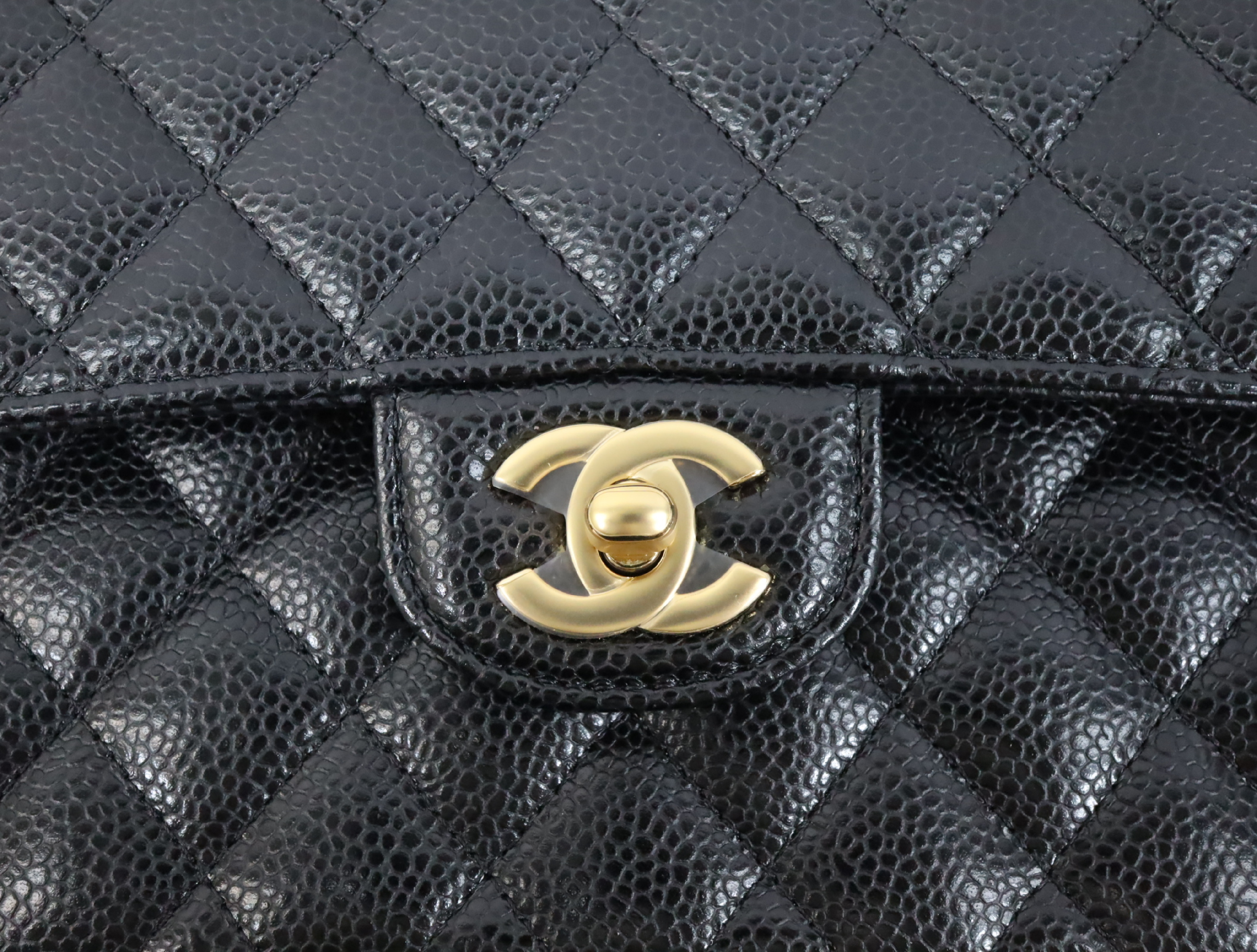 Matelassé 23 Caviar Skin Double Flap Black Serial Plate Gold Hardware A01113? Shoulder Bag — view 11
