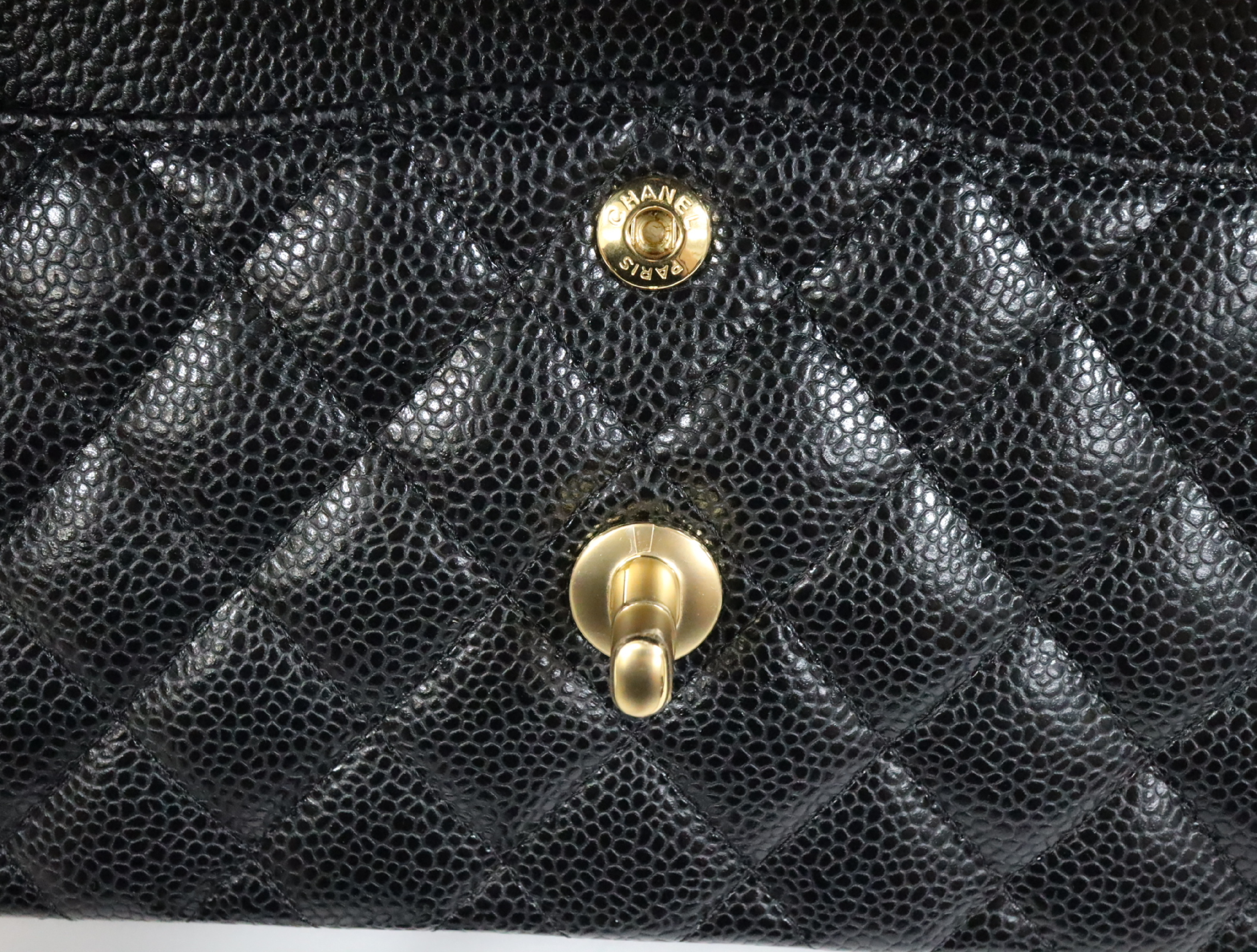 Matelassé 23 Caviar Skin Double Flap Black Serial Plate Gold Hardware A01113? Shoulder Bag — view 14