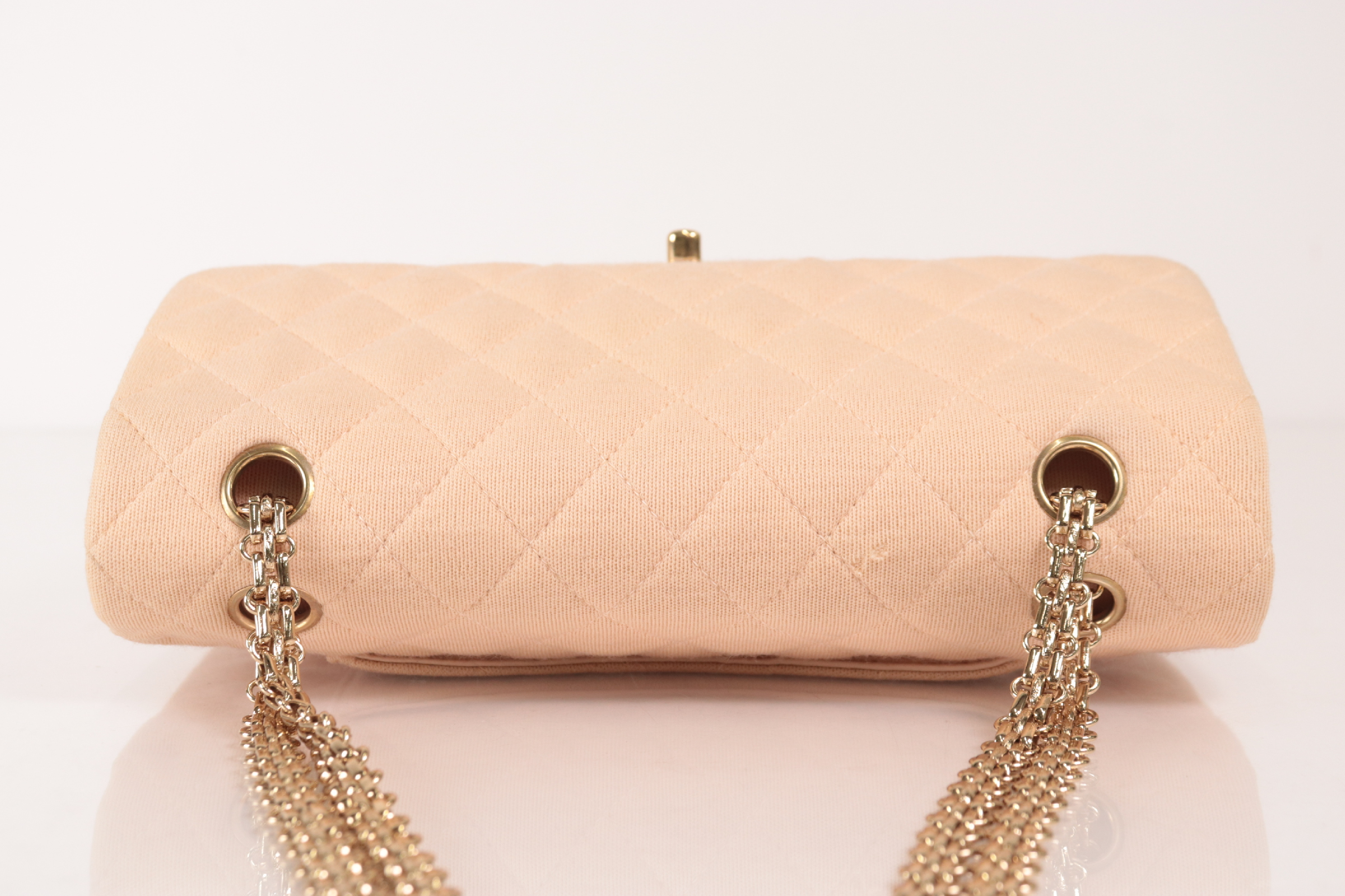 Double Flap 25 Cotton 2.55 Chain Shoulder Bag Beige (Serial No. 7) — view 6