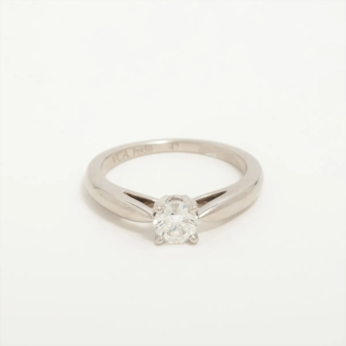 Bonheur Solitaire Diamond Ring, Pt950, 3.5g, Size 47, JM010710, Slight hole