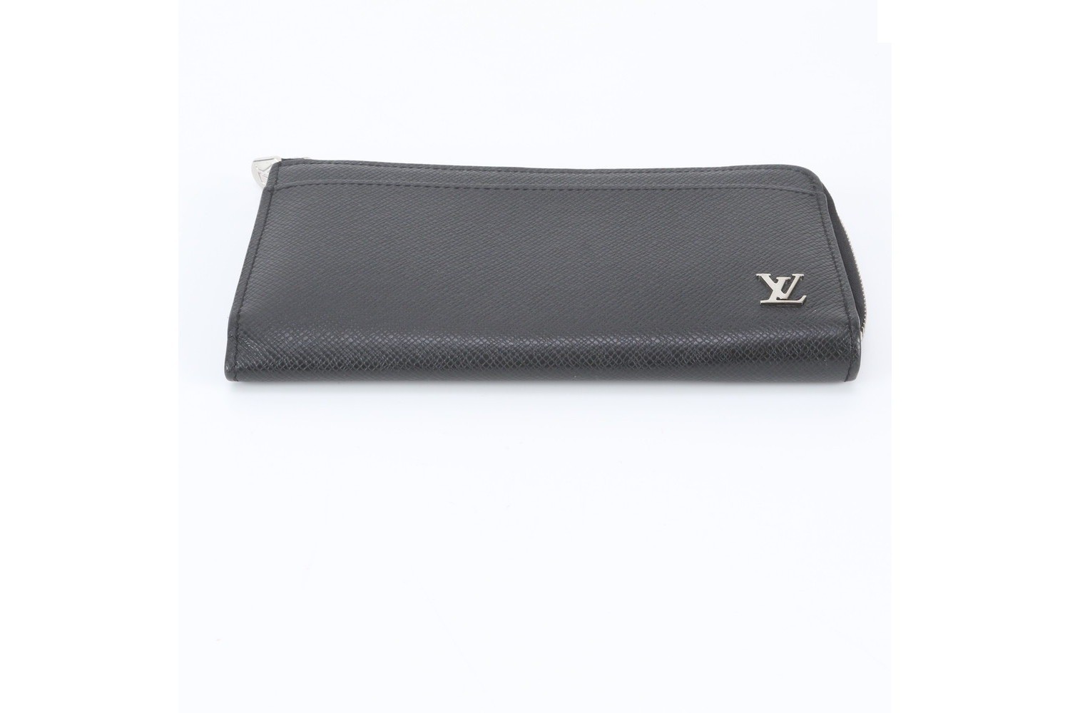 RFID-enabled Taiga Zippy Wallet Dragonne M69409 Long Wallet — view 5