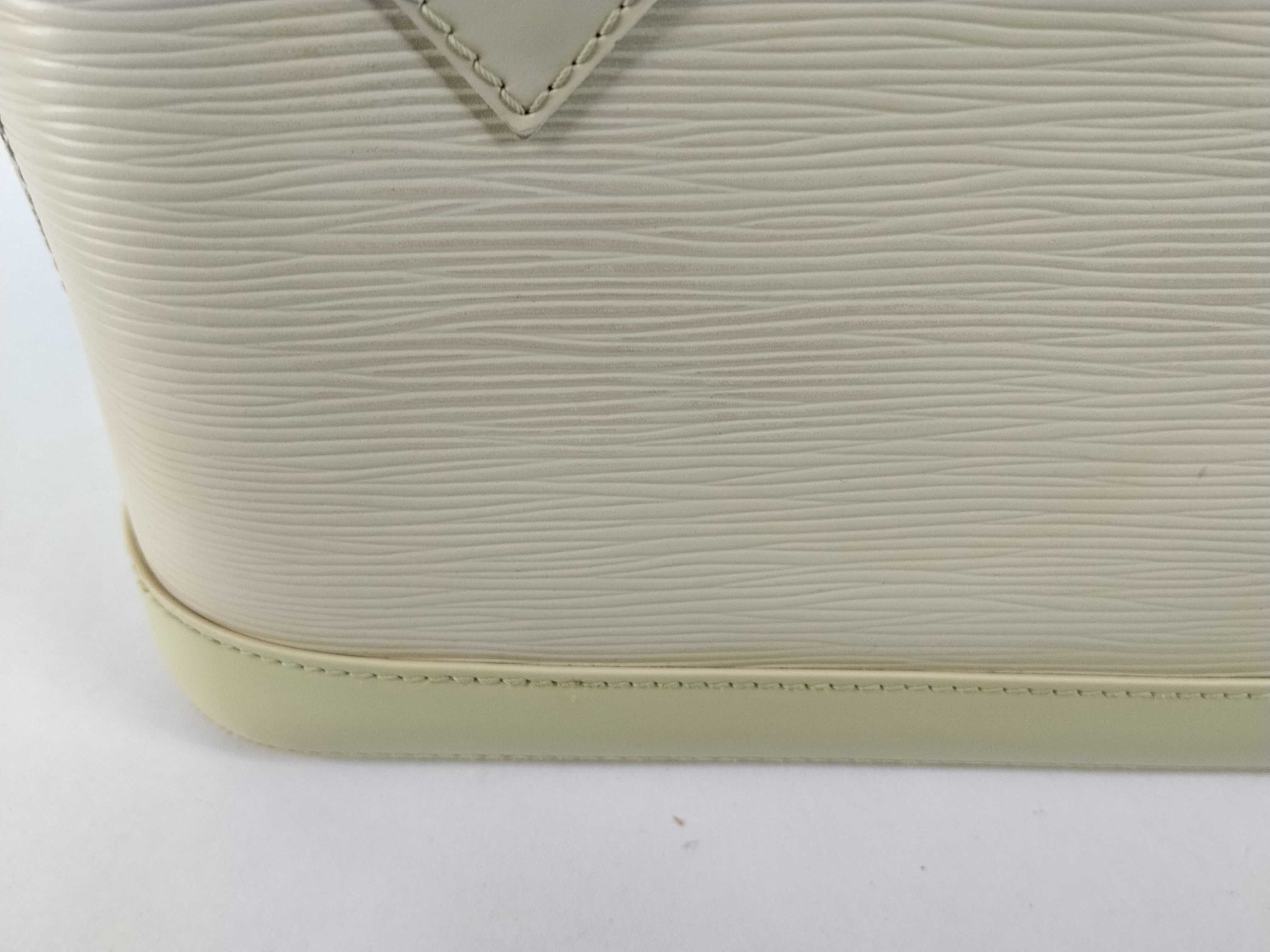 Epi Leather Alma BB Shoulder Bag/Handbag — view 9