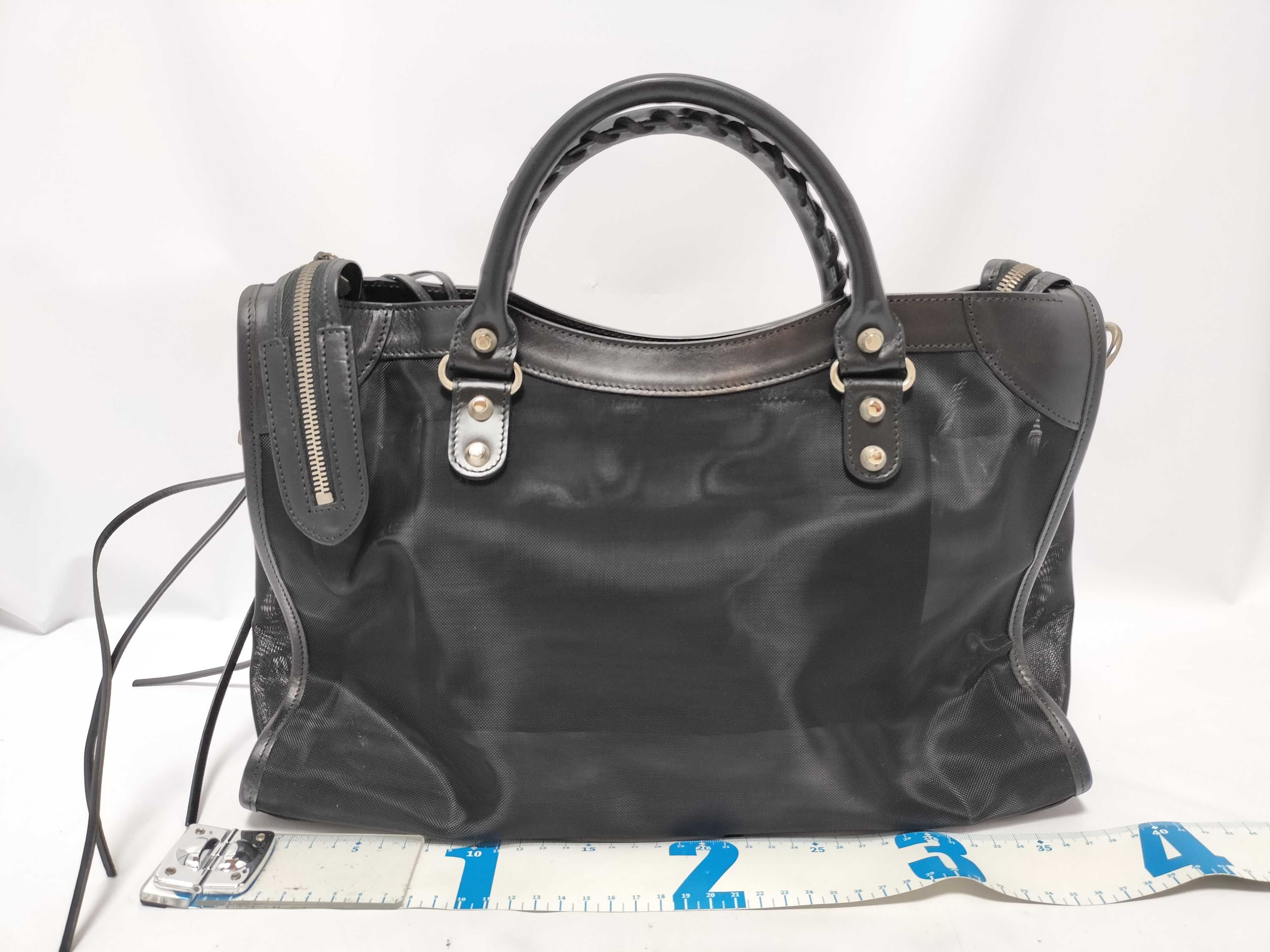 HK-115748 528147 The City Black 2WAY Handbag — view 2